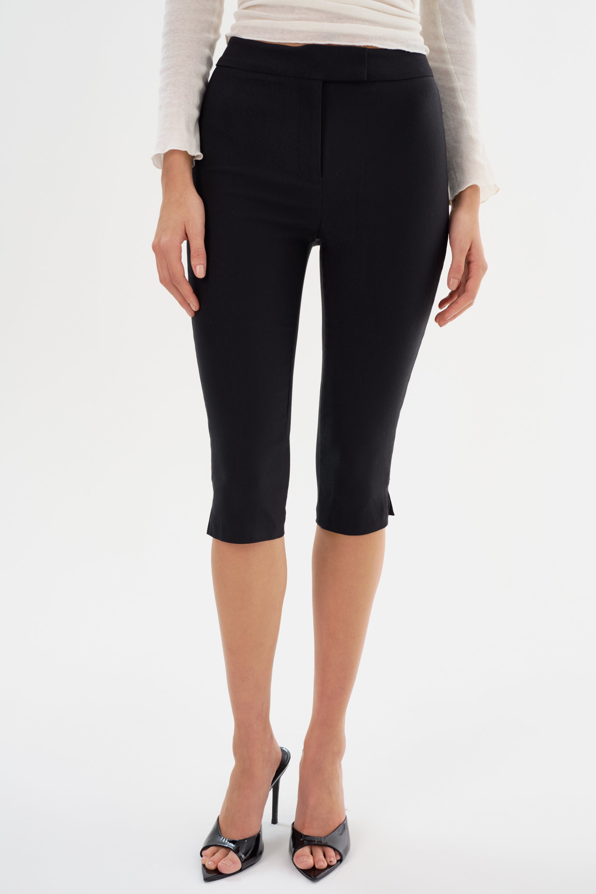 CELINE  Stretch Twill Capri – LAMARQUE