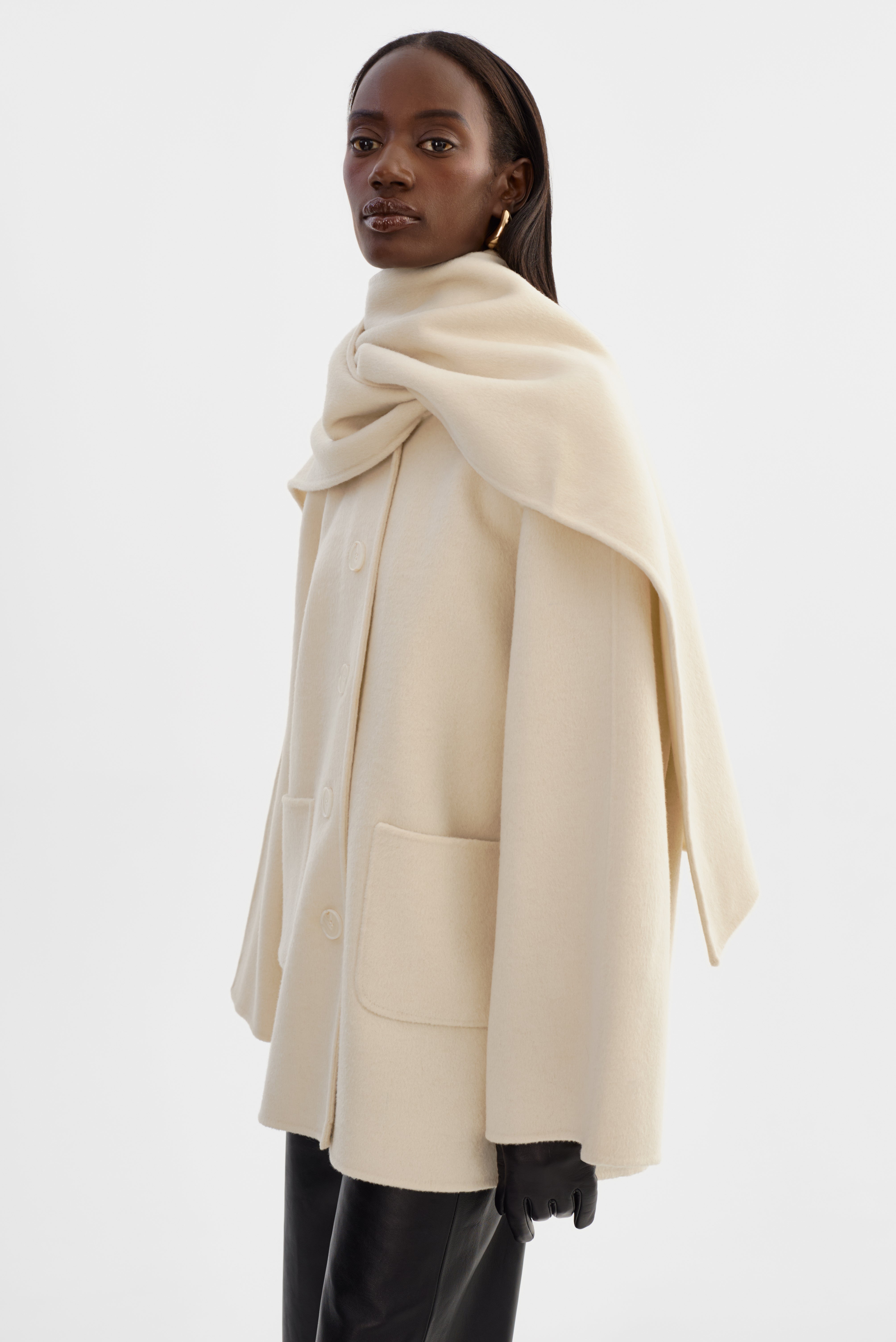ANCA | Veste écharpe en laine
