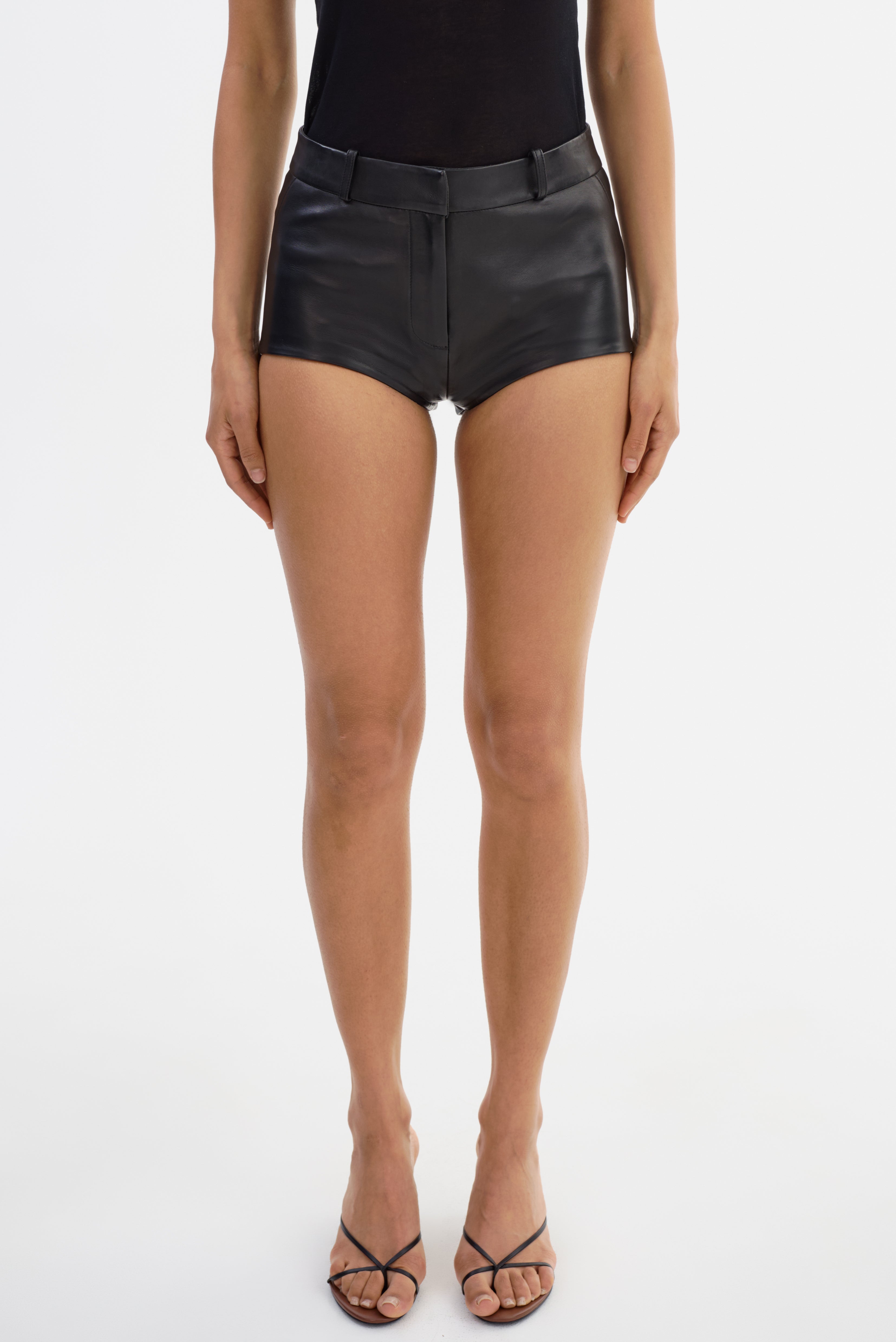 ANNAISE | Shorts en cuir moulant