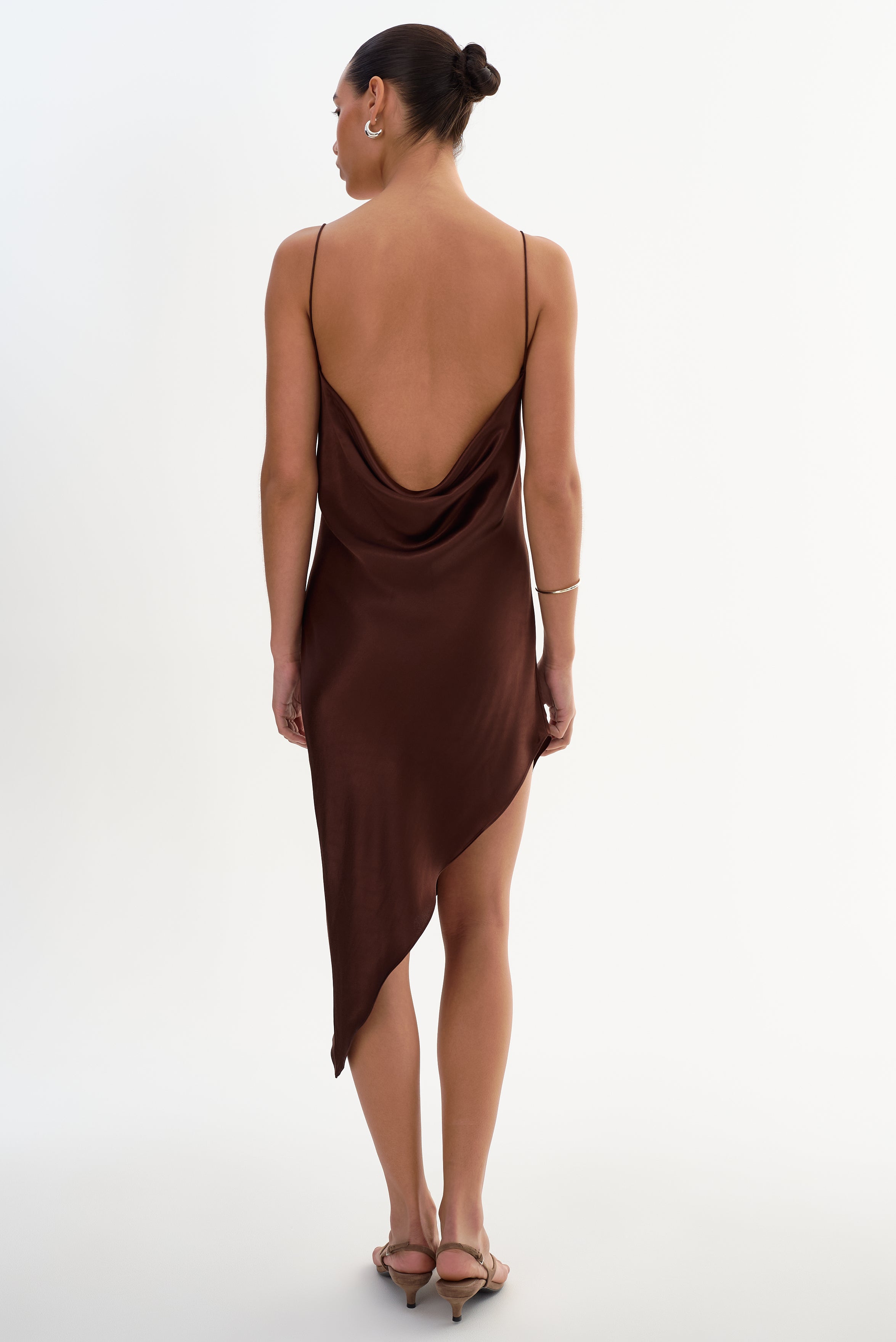 ASHLEY | Robe asymétrique en satin