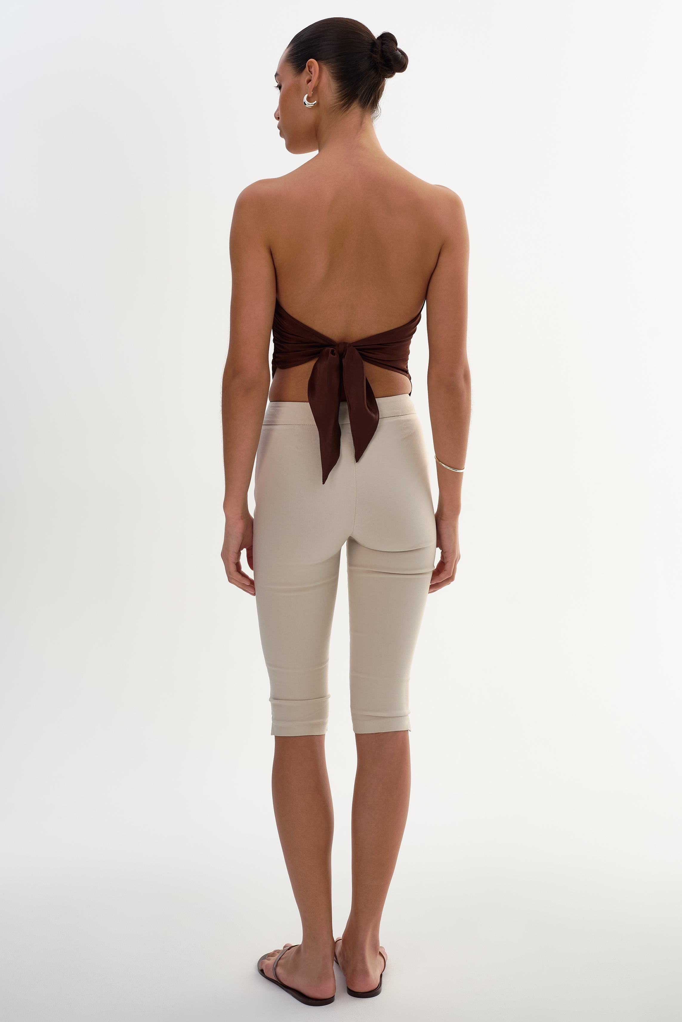 BAILA | Haut asymétrique en satin à nouer