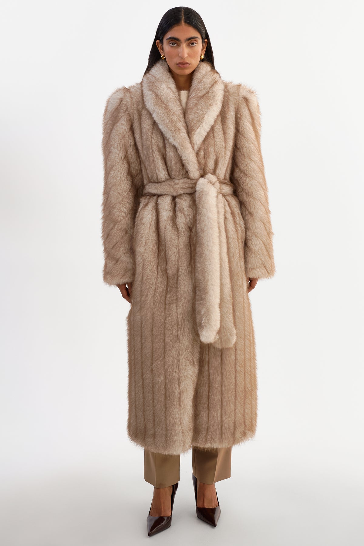 BRIGITTE | Manteau long en fausse fourrure