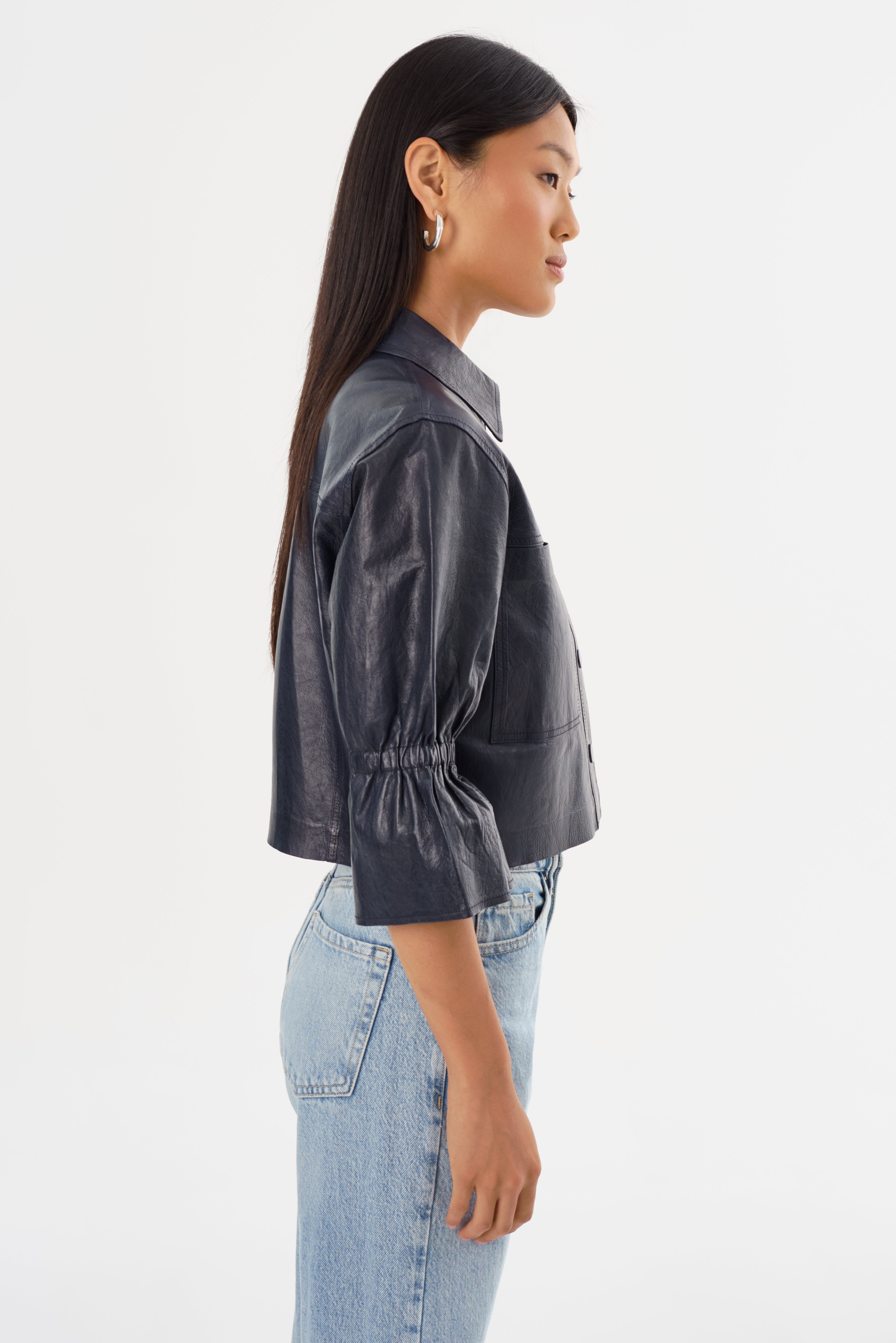 CAROLINA | Veste en cuir à manches à volants