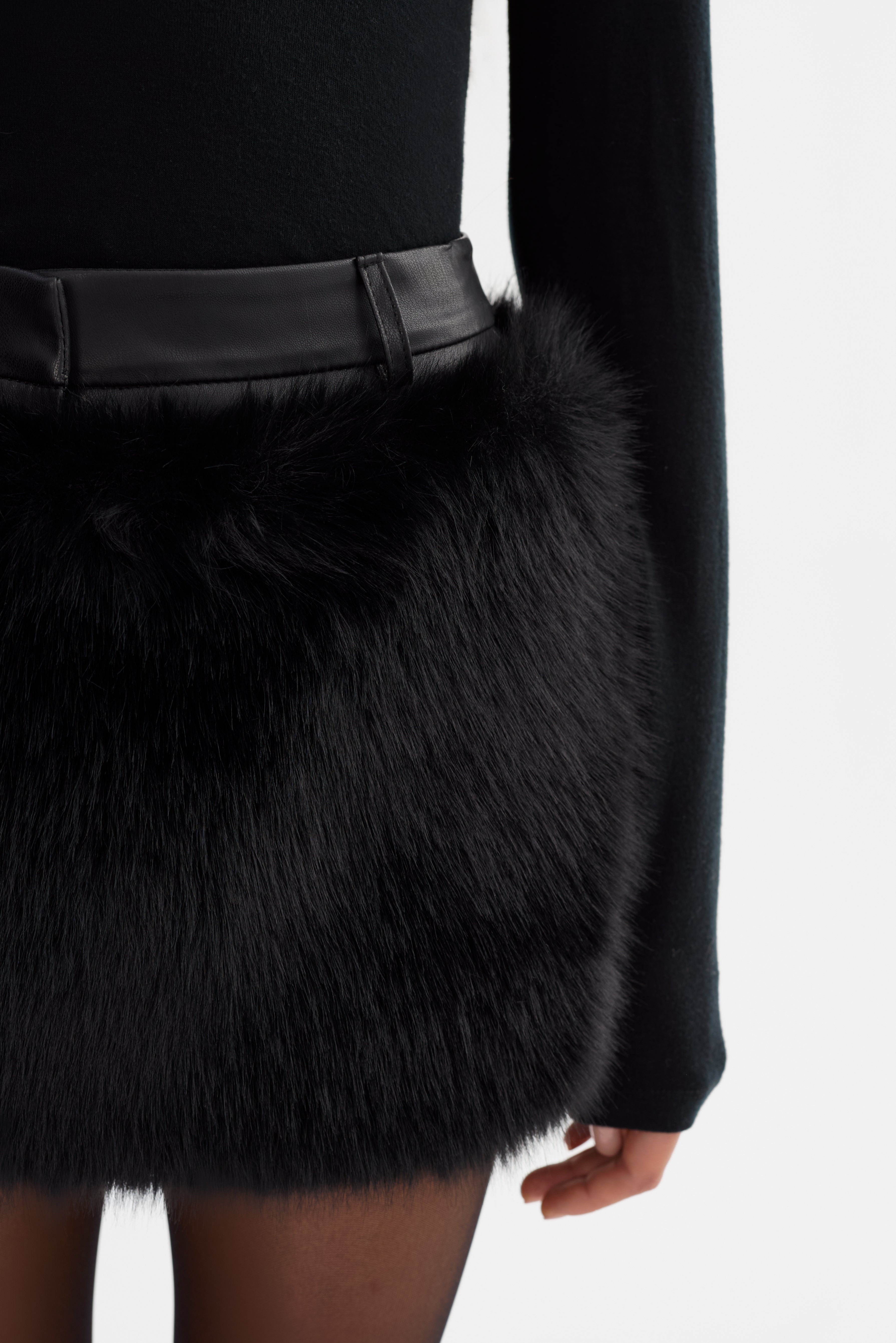 CARRIE | Faux Fur Skort