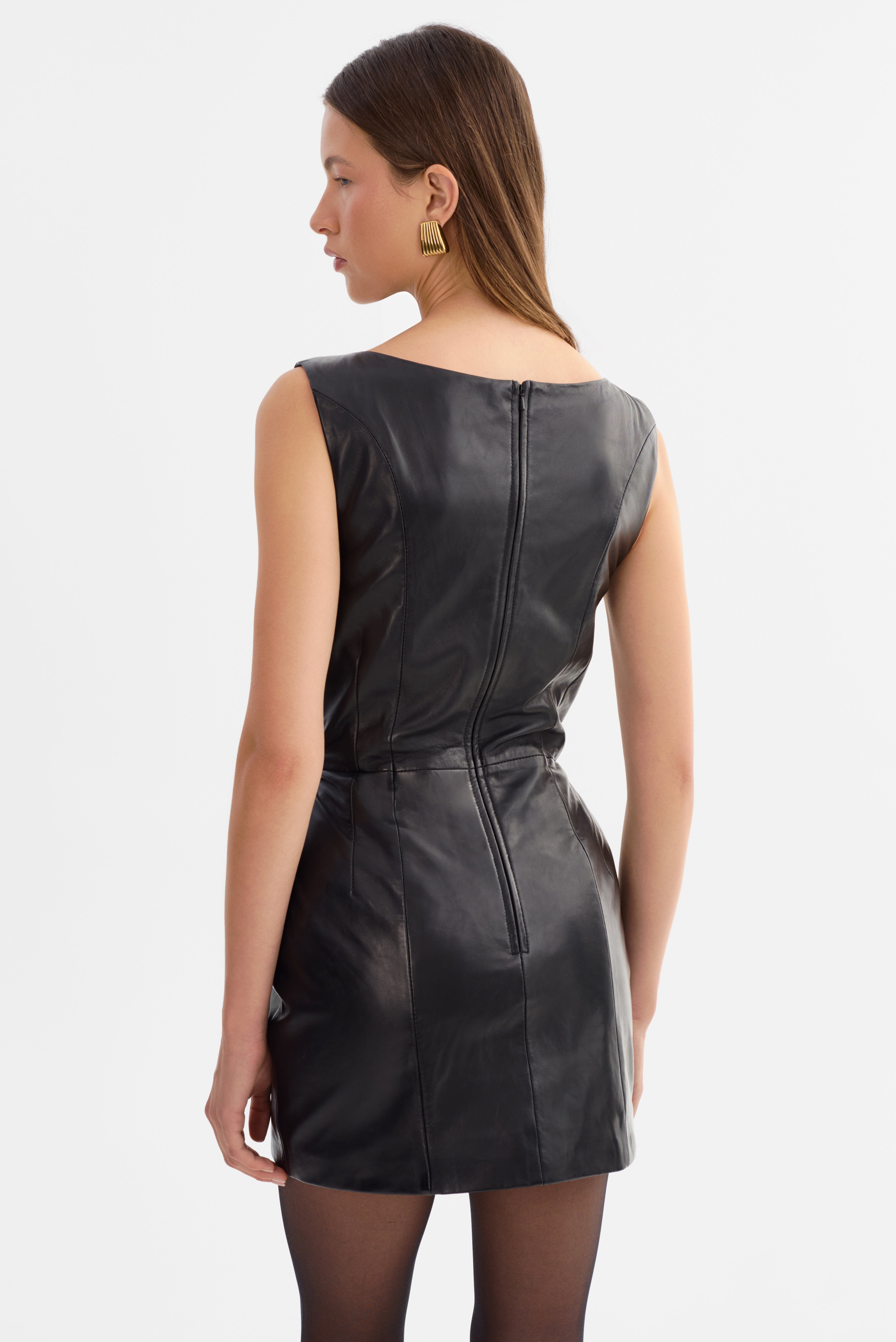 CASSANDRA | Robe mini en cuir coupe sablier