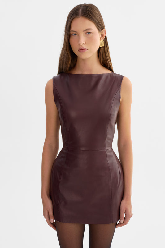 CASSANDRA | Robe mini en cuir coupe sablier