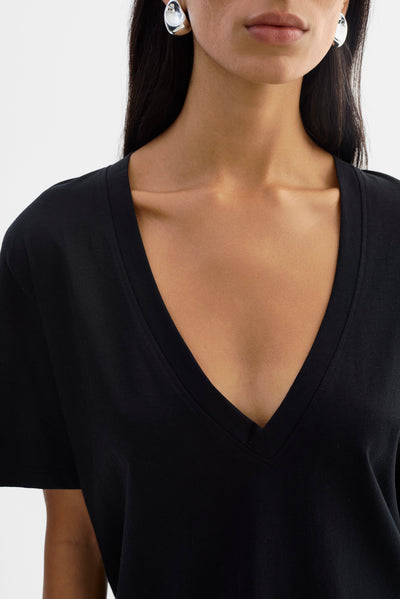 CECILIA | Deep V-neck Tee