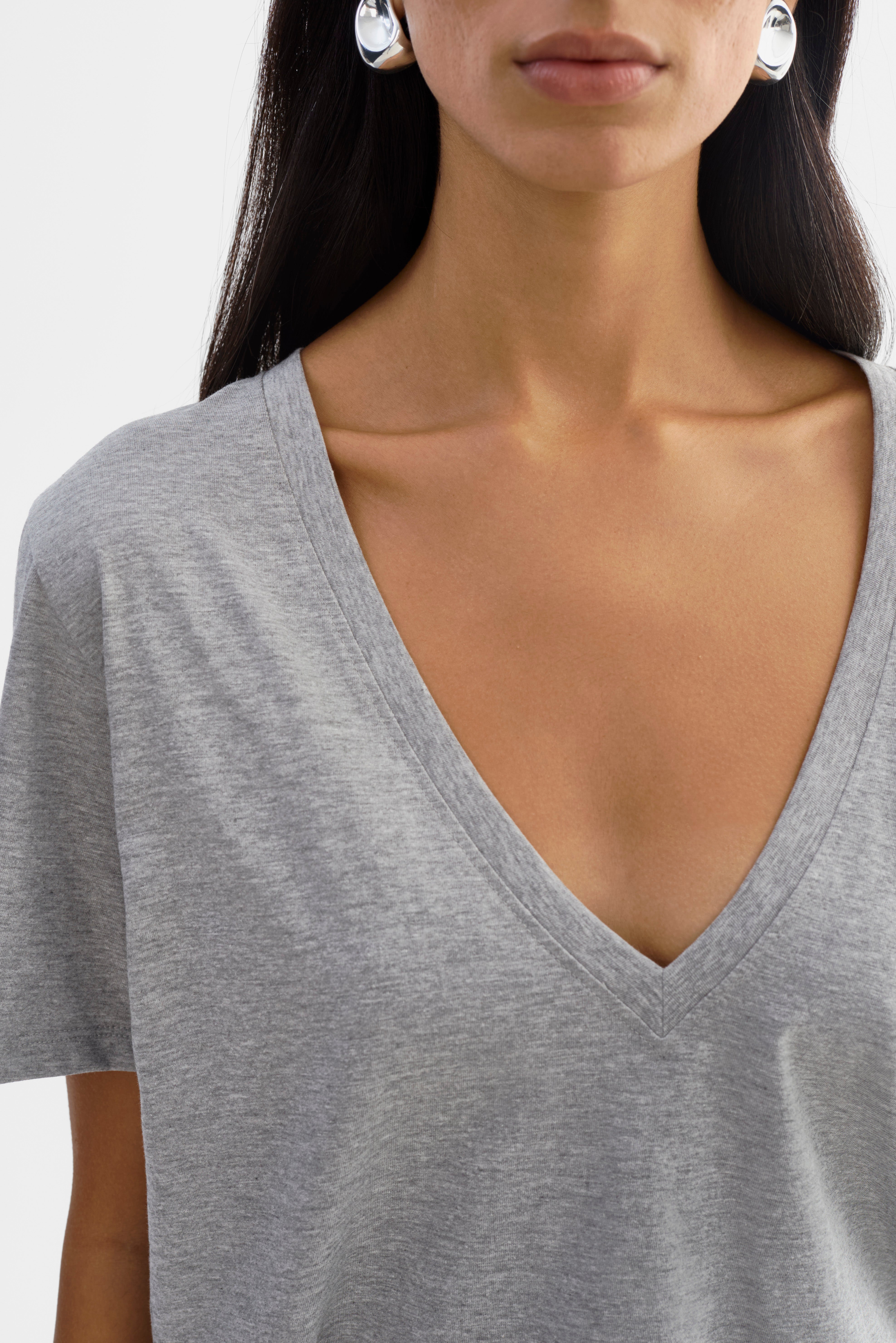 CECILIA T-shirt décolleté plongeant gris