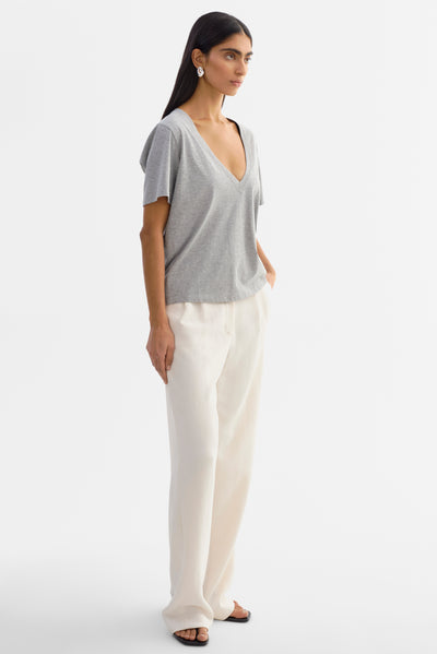 CECILIA | Deep V-neck Tee