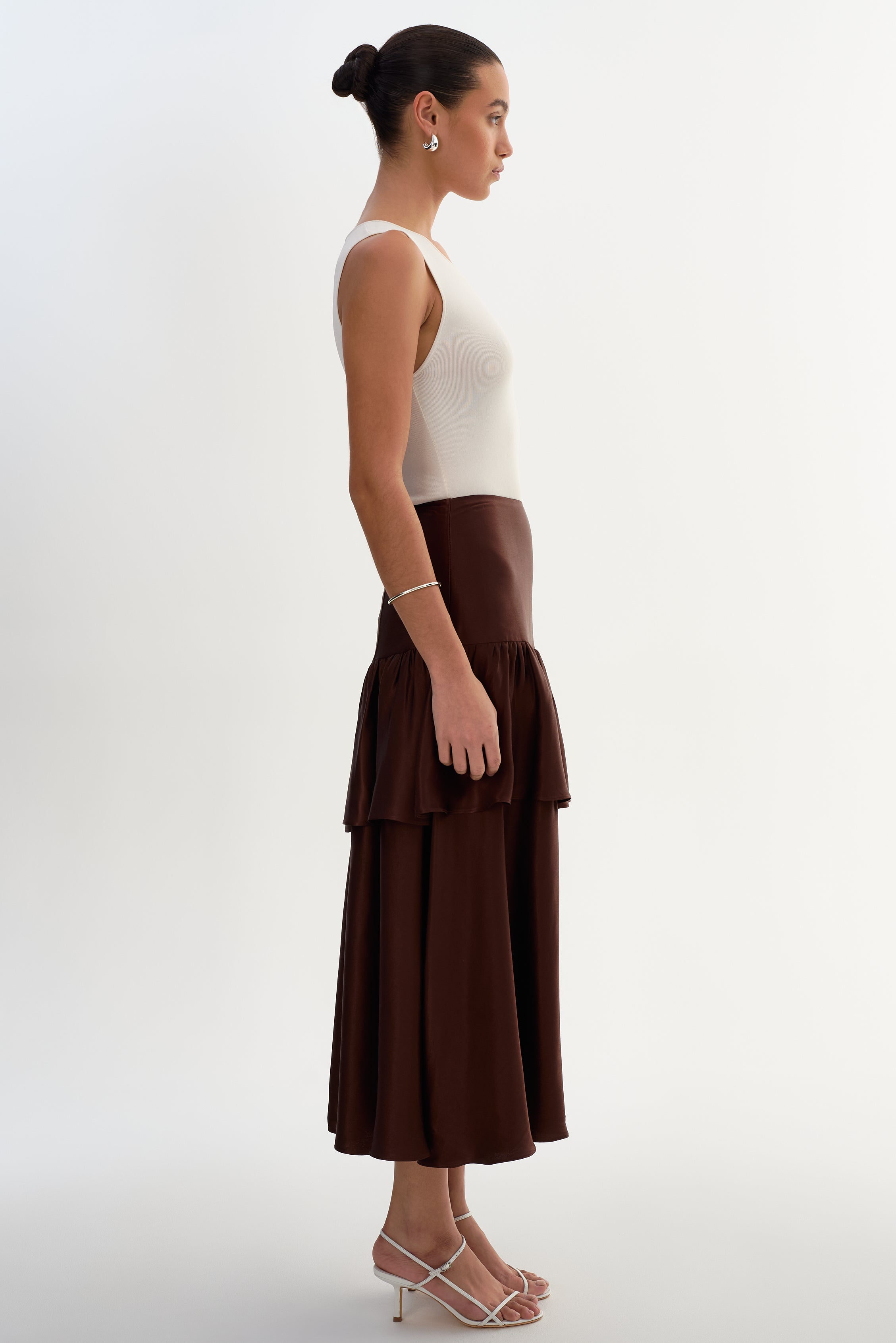 CHALINA | Jupe Midi en Satin à Volants