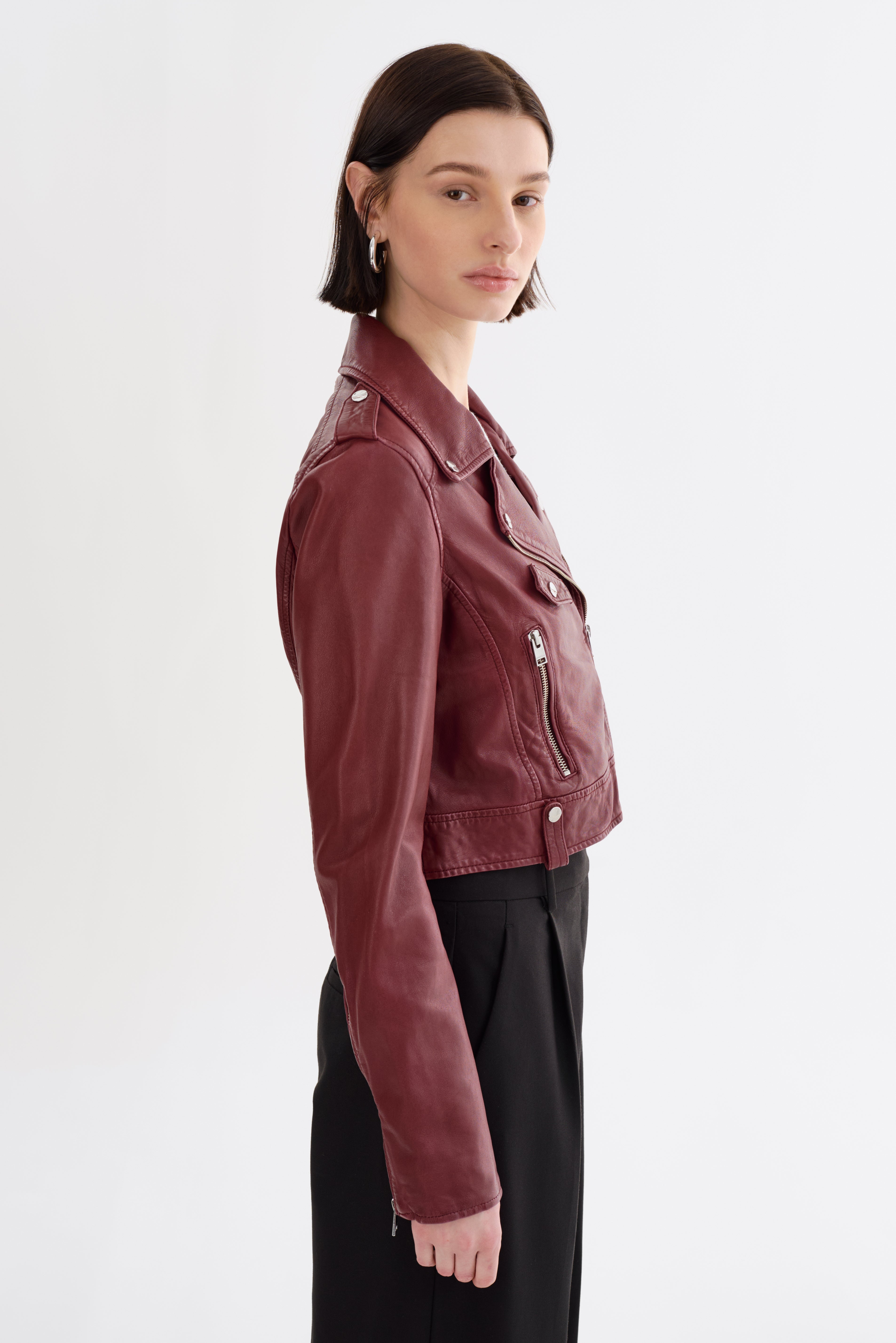 CIARA | Cropped Leather Biker Jacket