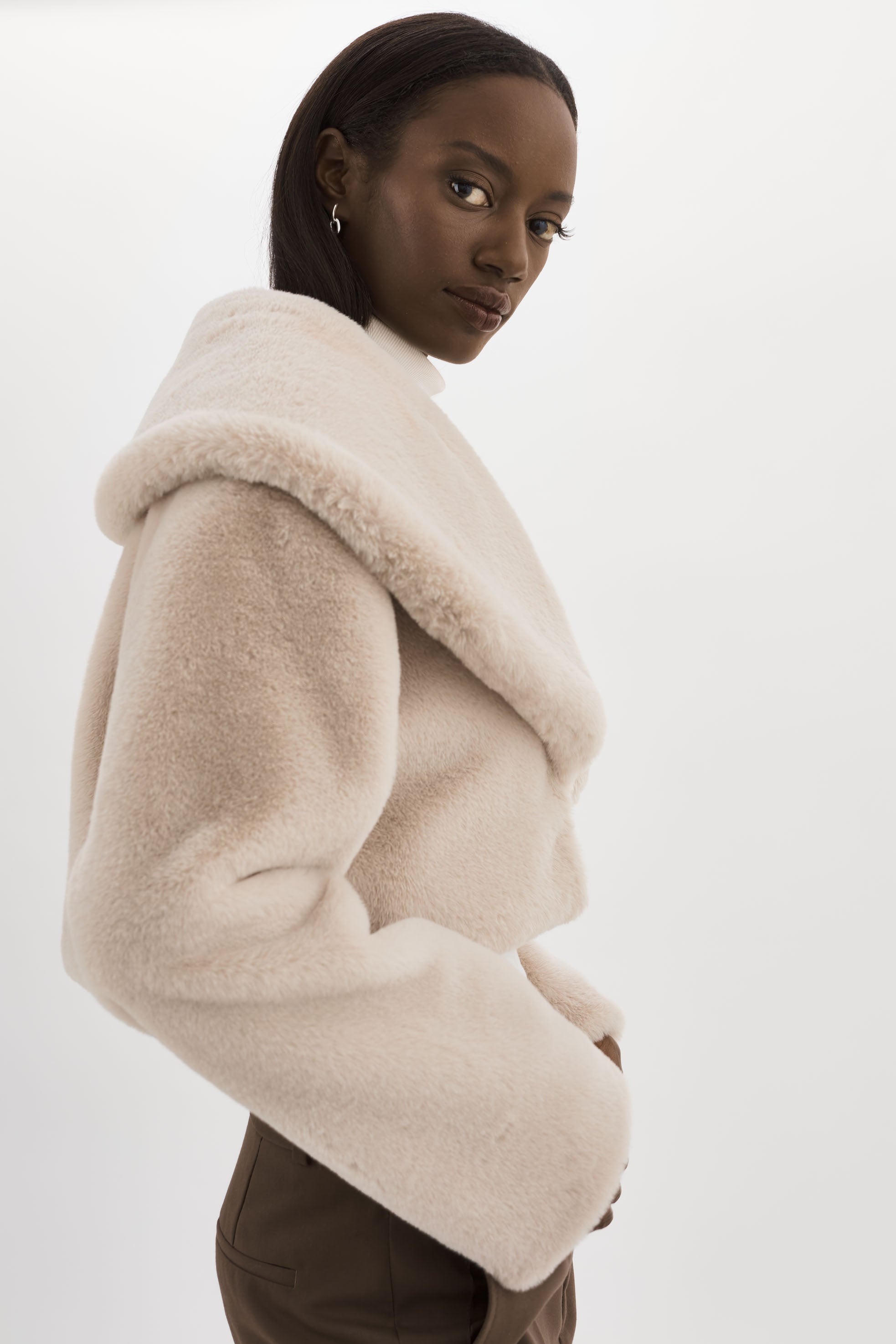 DANIKA | Cropped Faux Fur Jacket