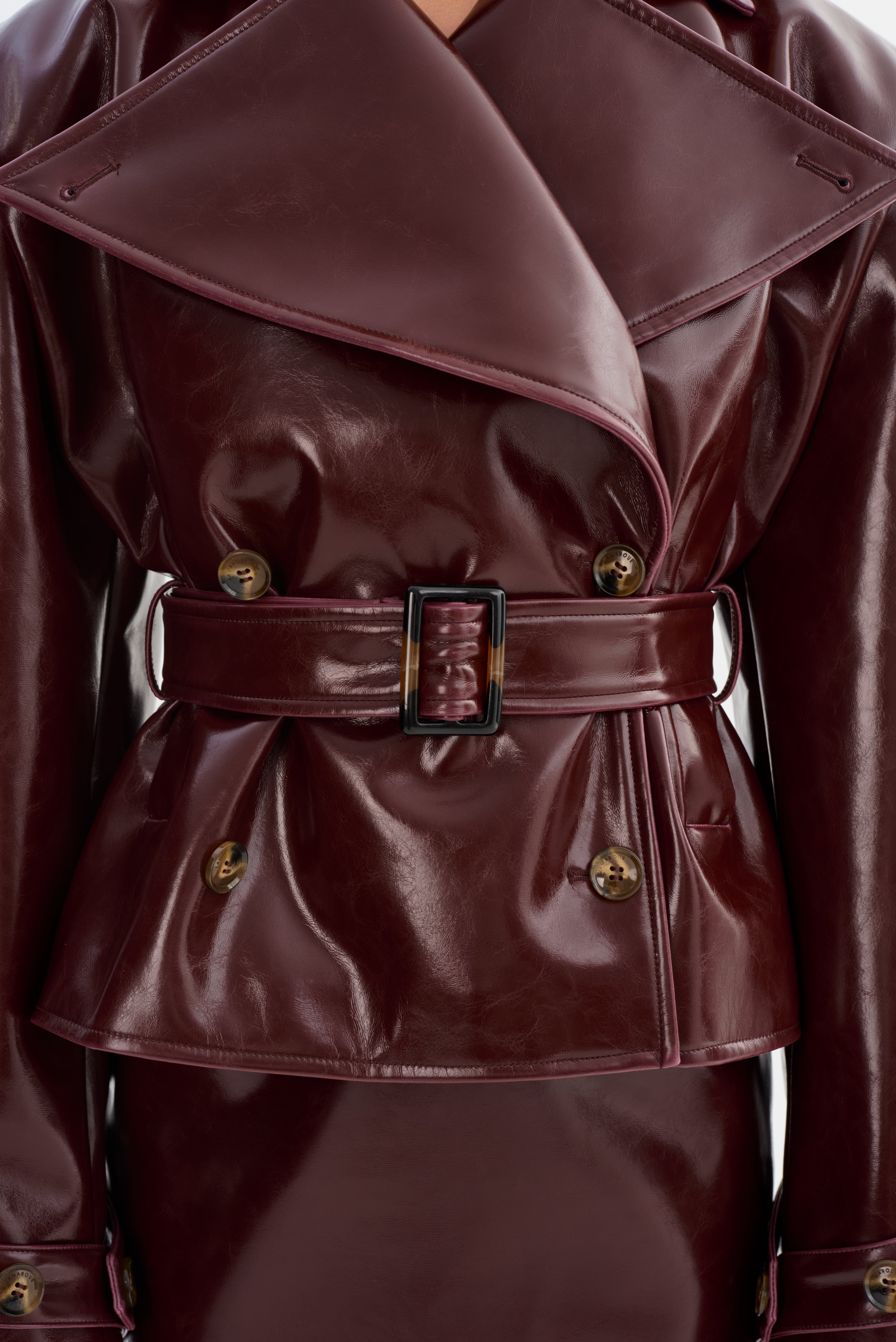 DELANIA | Trench en similicuir verni