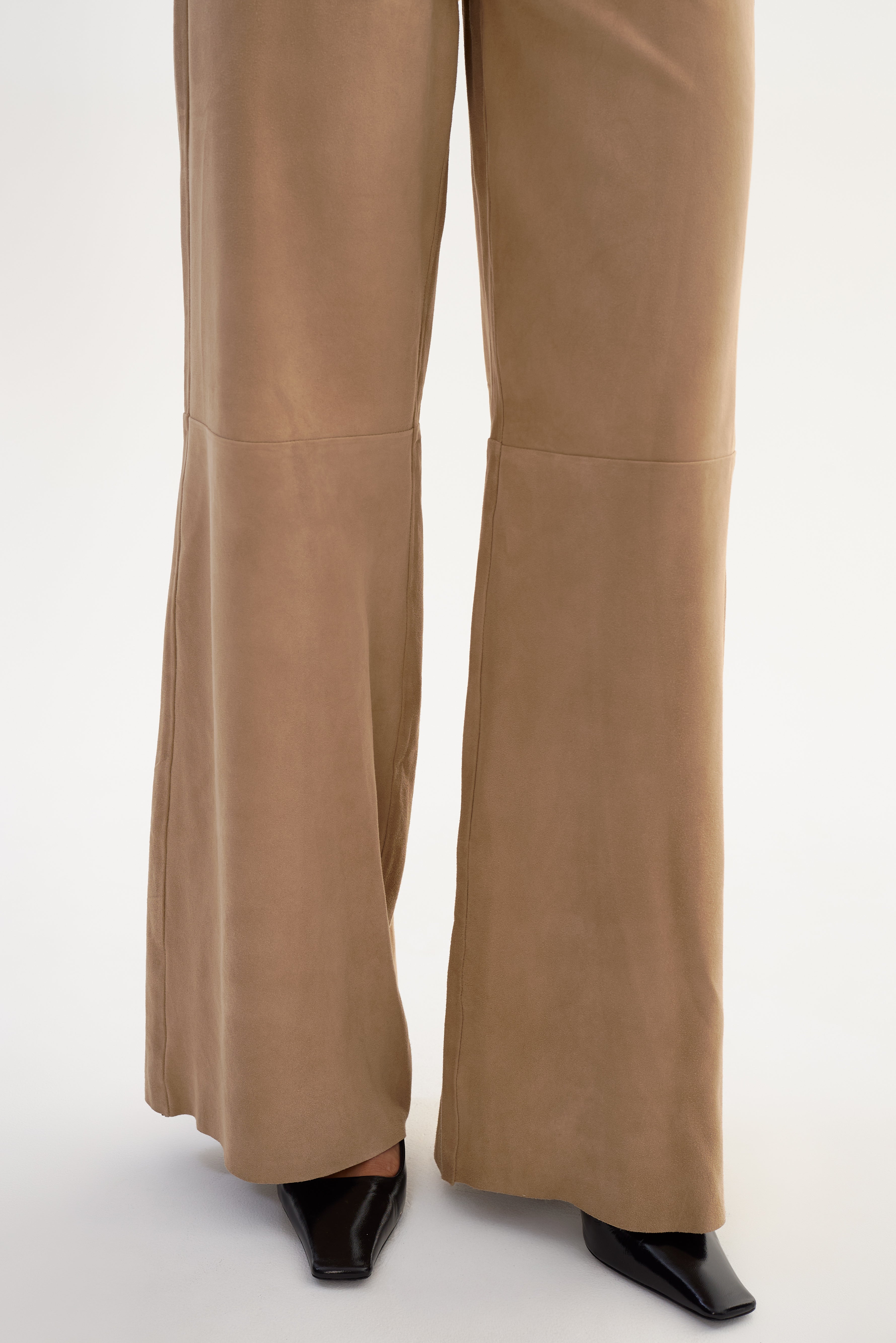 ELISE | Wide-Leg Suede Pants