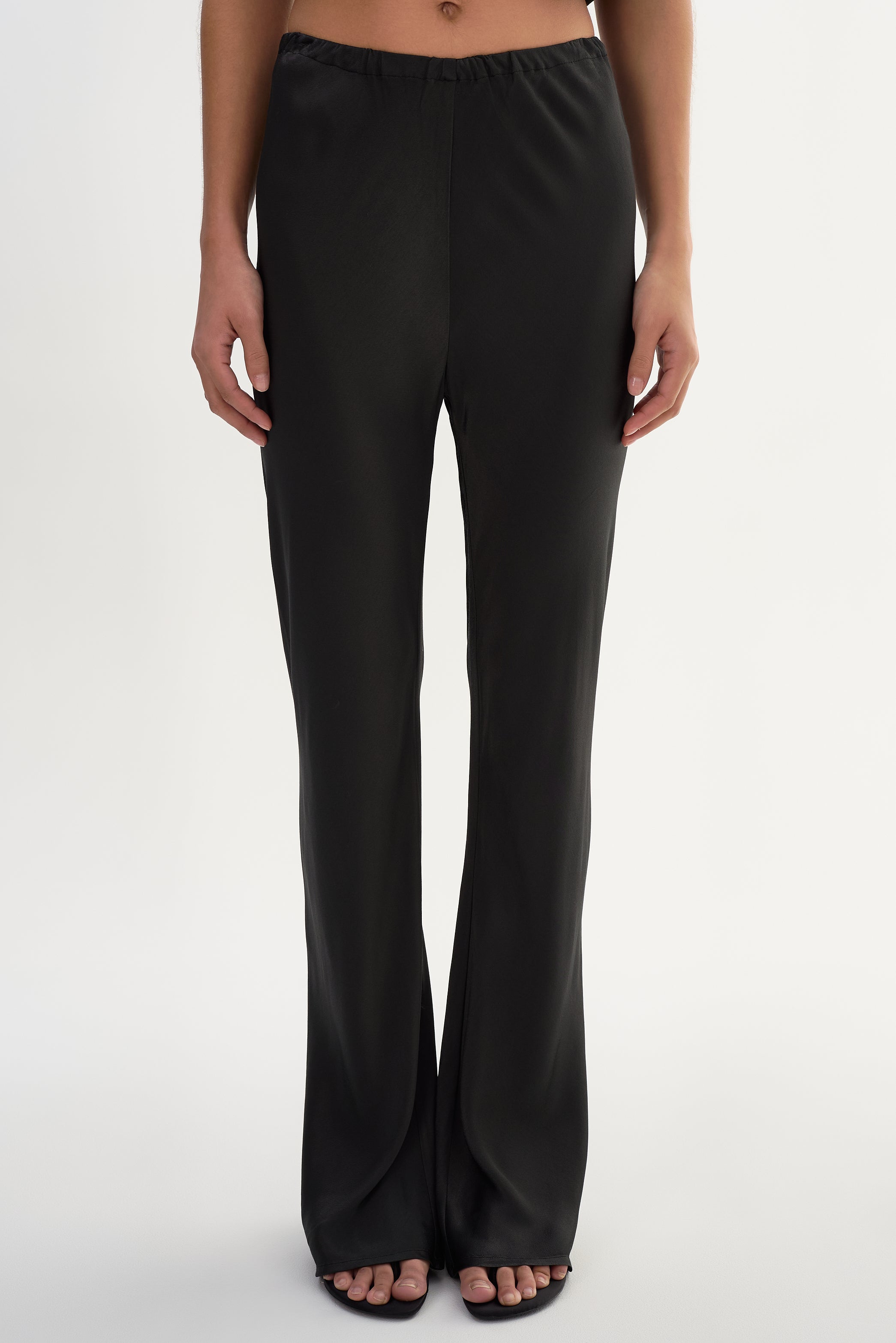lululemon athletica retro groove bag Lamarque Emile Pant in Black