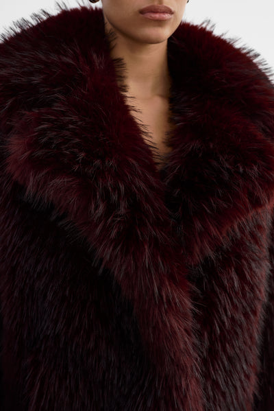 FINAYA | Oversized Faux Fur Coat