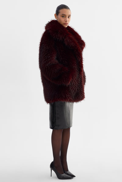 FINAYA | Oversized Faux Fur Coat
