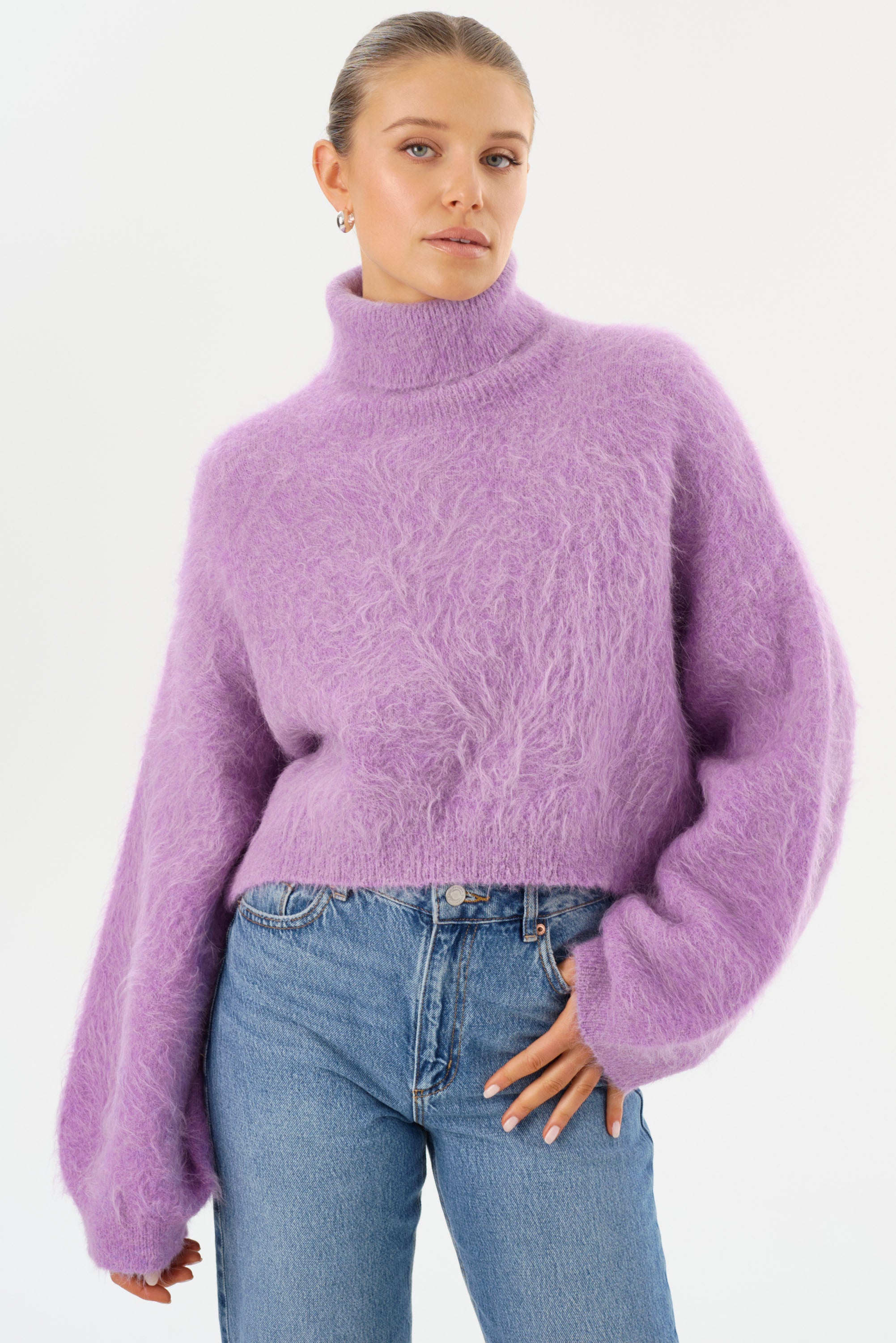 Mauve turtleneck sweater discount