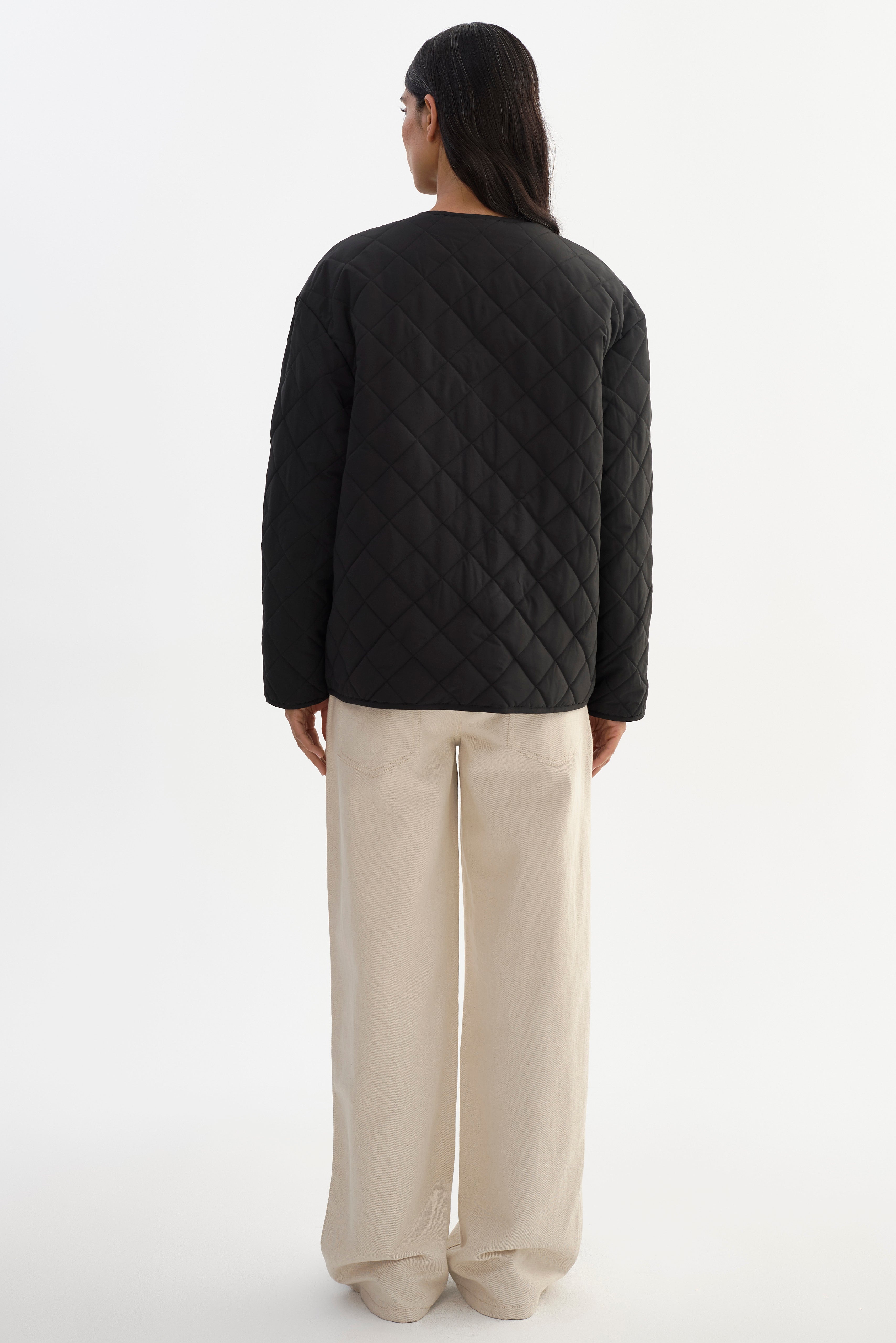 HERA | Collarless Quilted Jacket