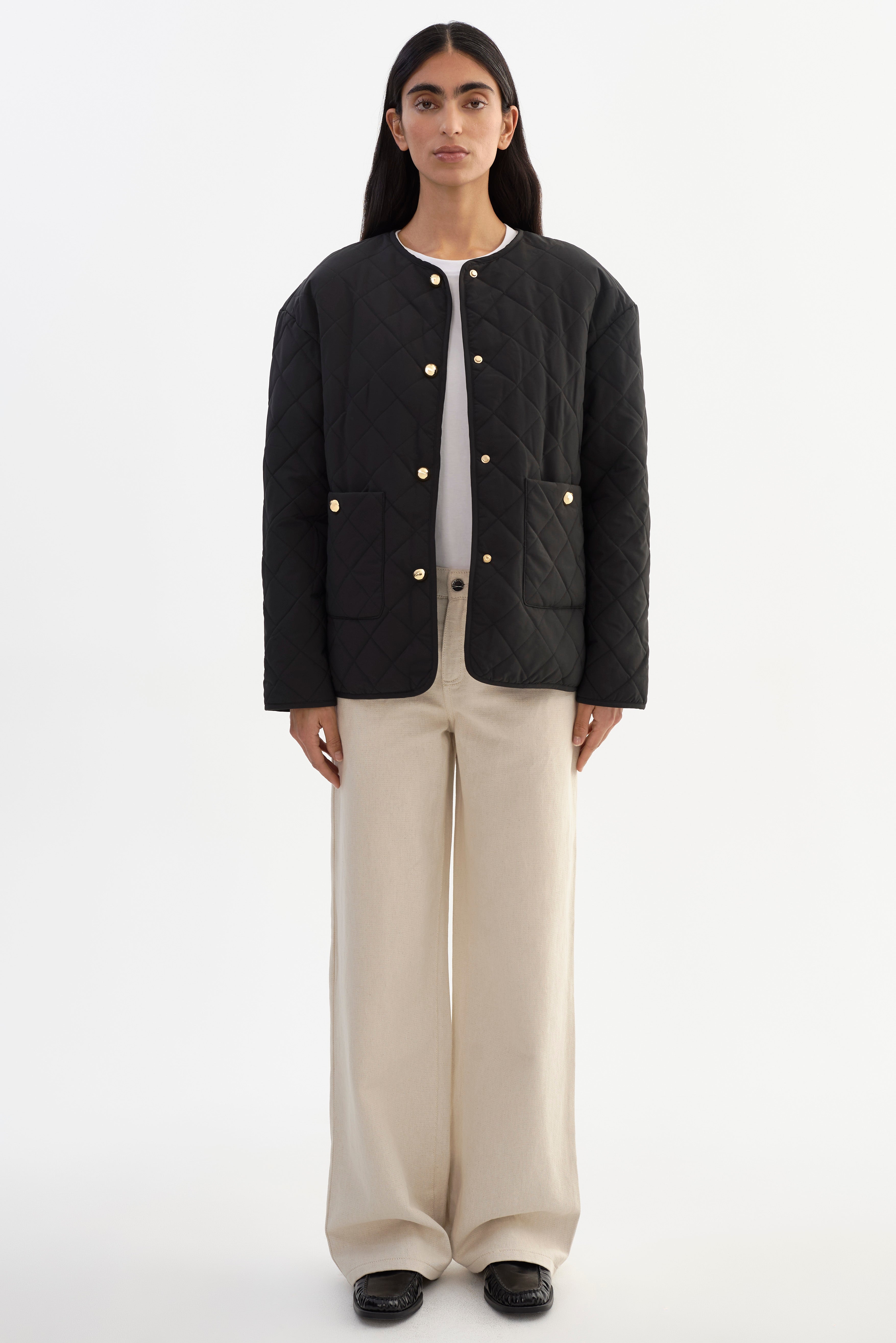 HERA | Collarless Quilted Jacket