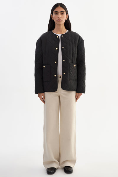 HERA | Collarless Quilted Jacket