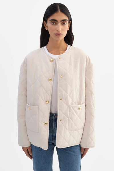 HERA | Collarless Quilted Jacket
