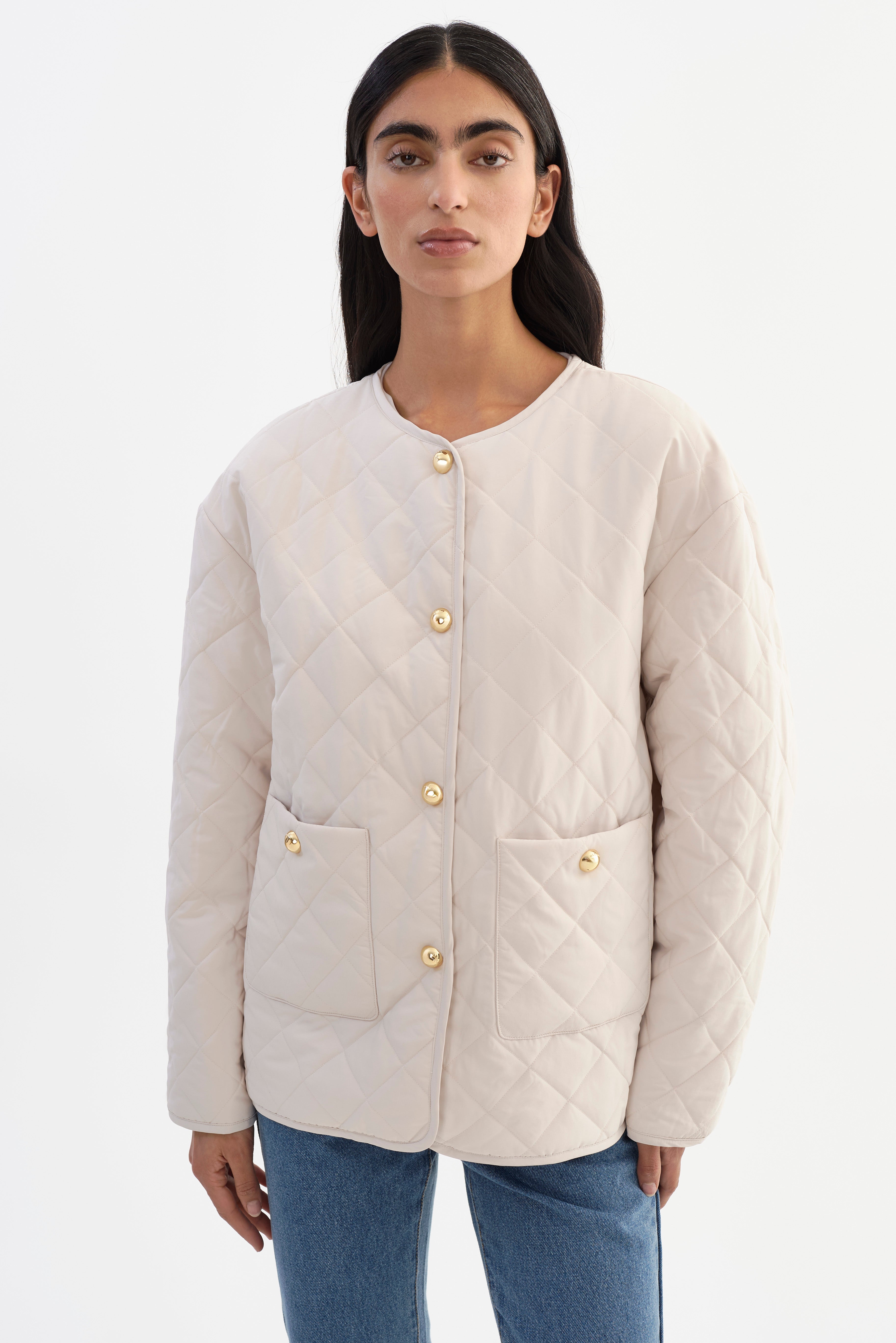 HERA | Collarless Quilted Jacket