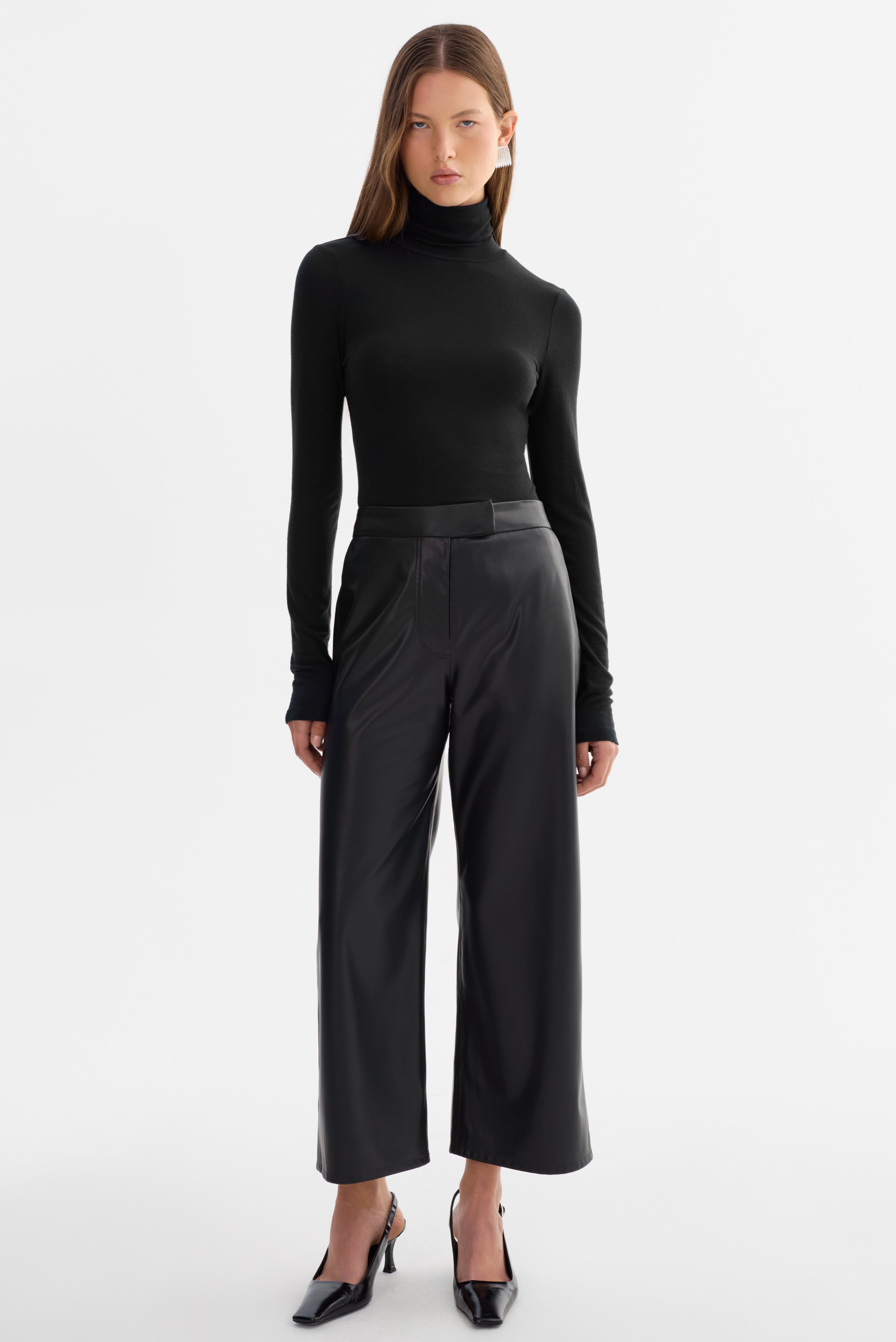 LAEL | Pantalon raccourci en similicuir