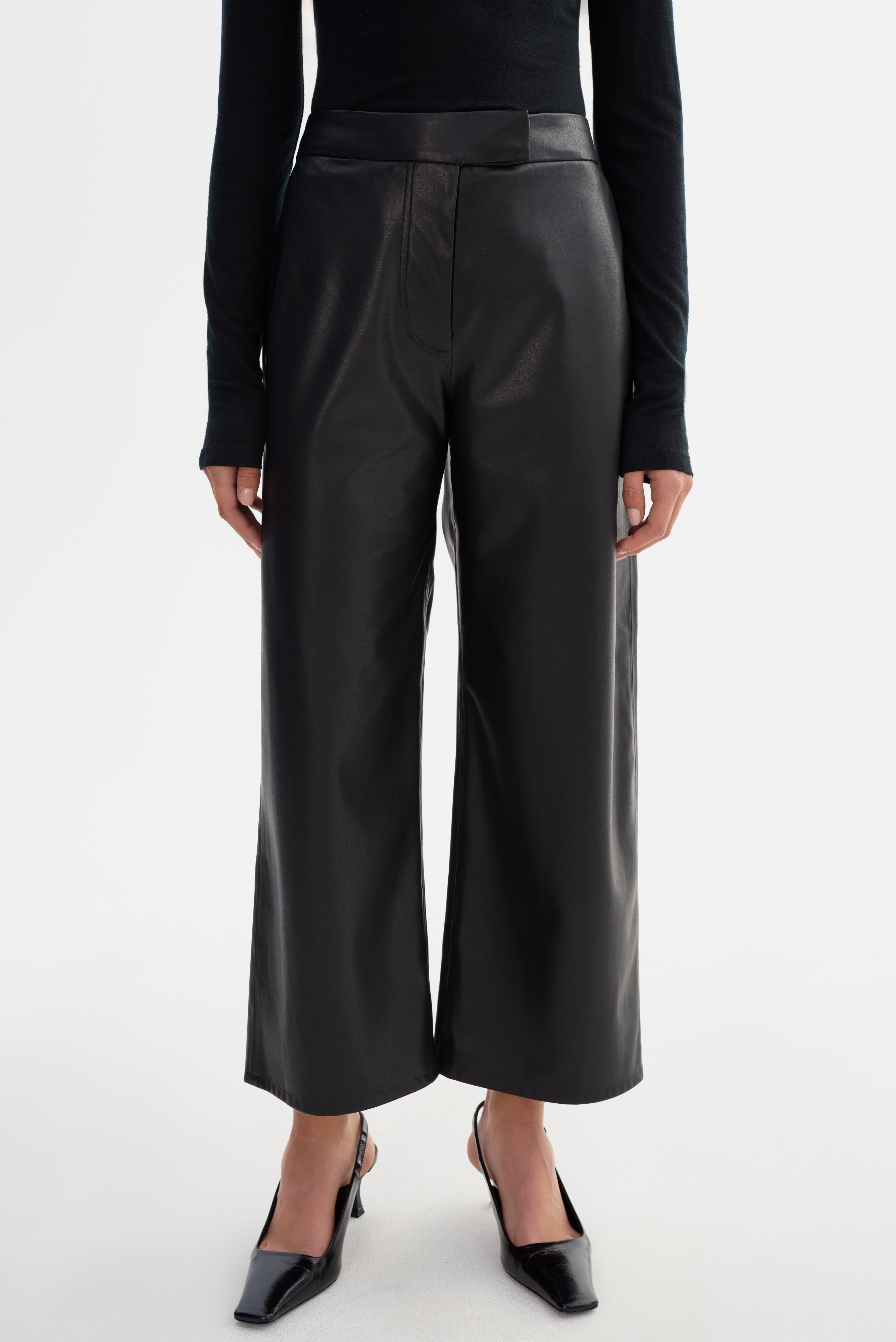 LAEL | Pantalon raccourci en similicuir