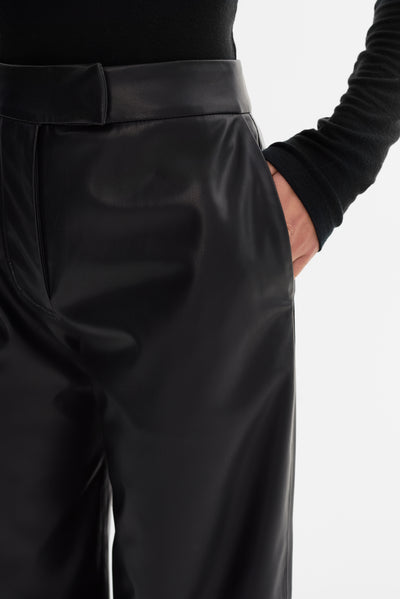LAEL | Cropped Faux Leather Trouser