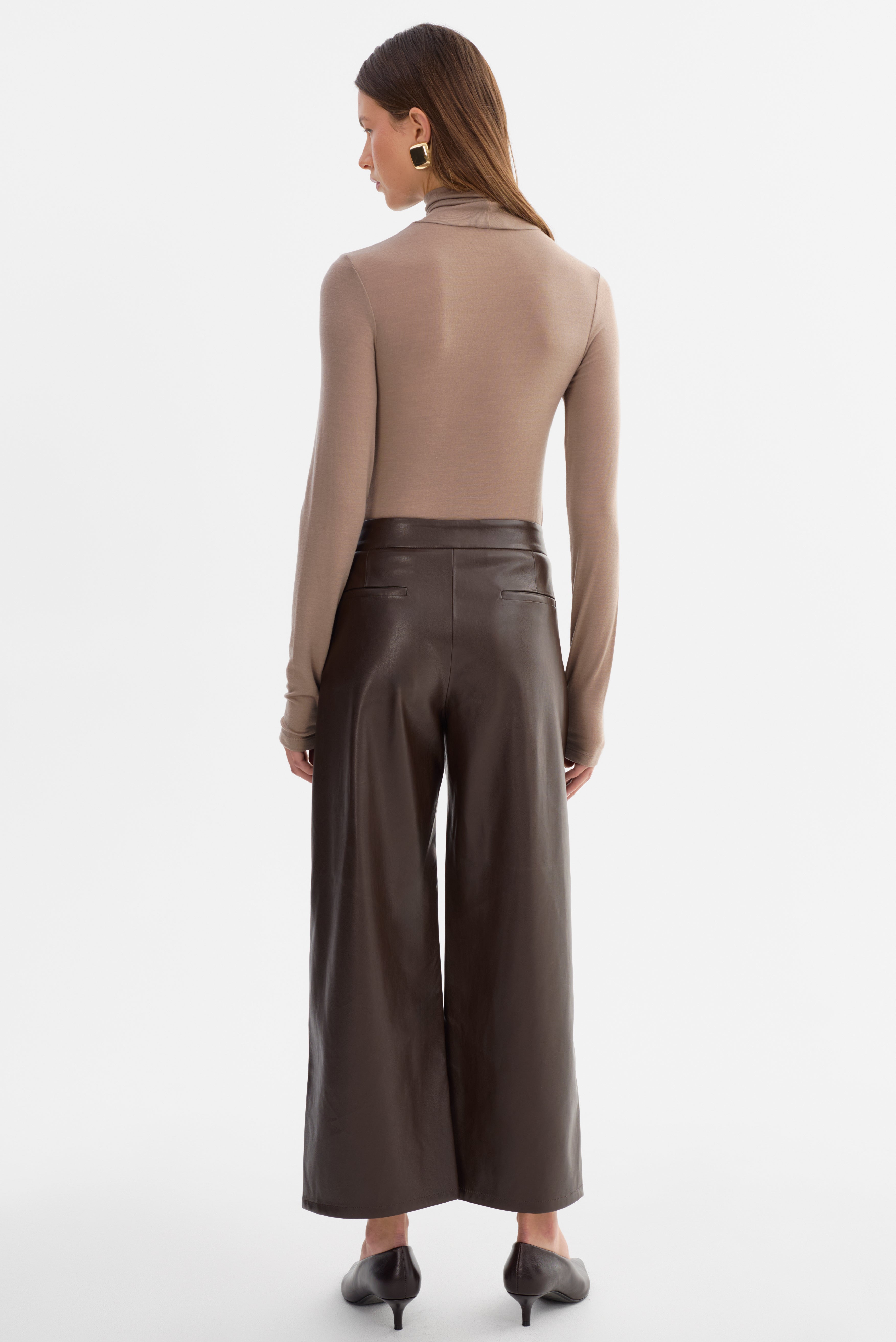 LAEL | Pantalon raccourci en similicuir