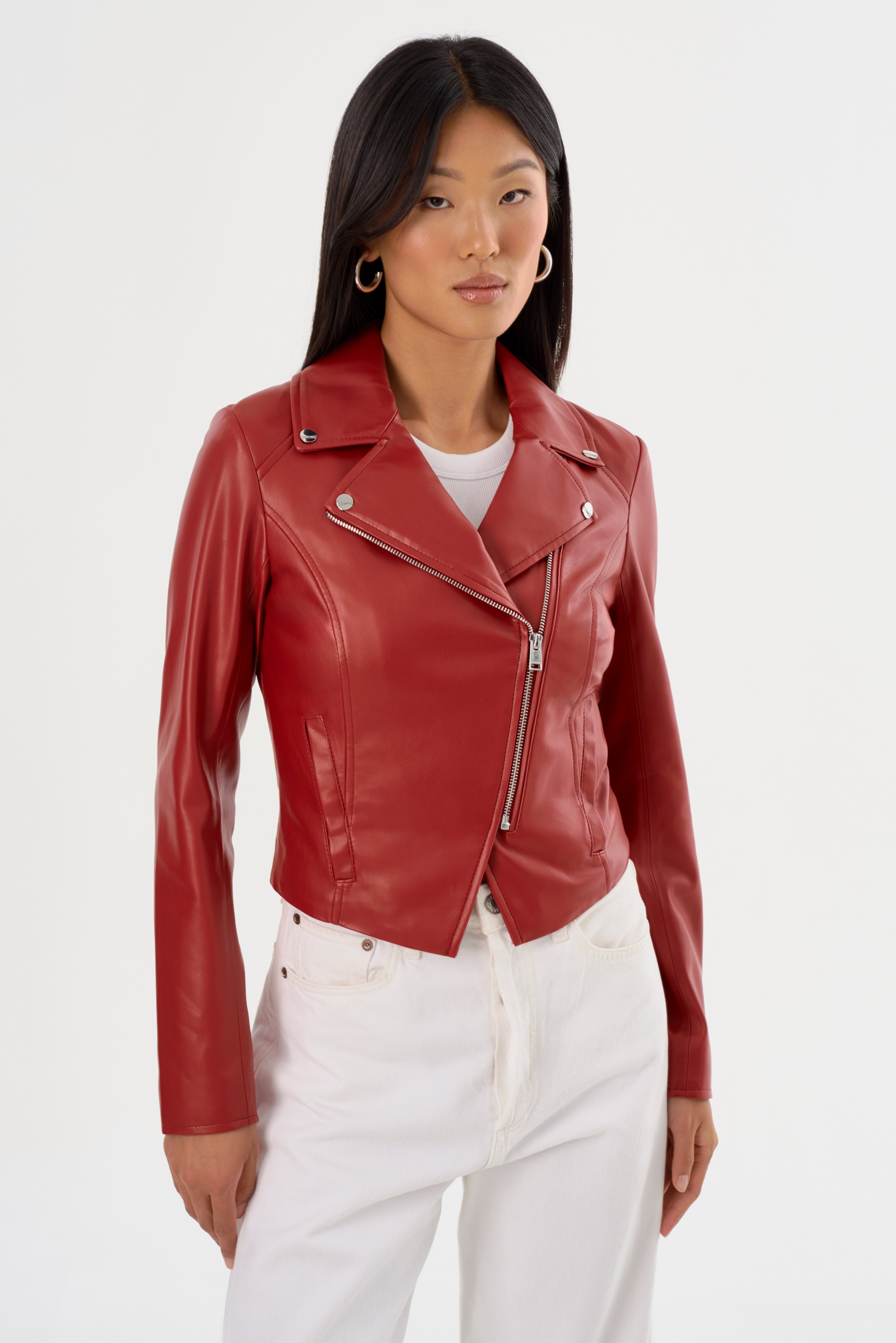 PASCALE | Veste en similicuir ajustée