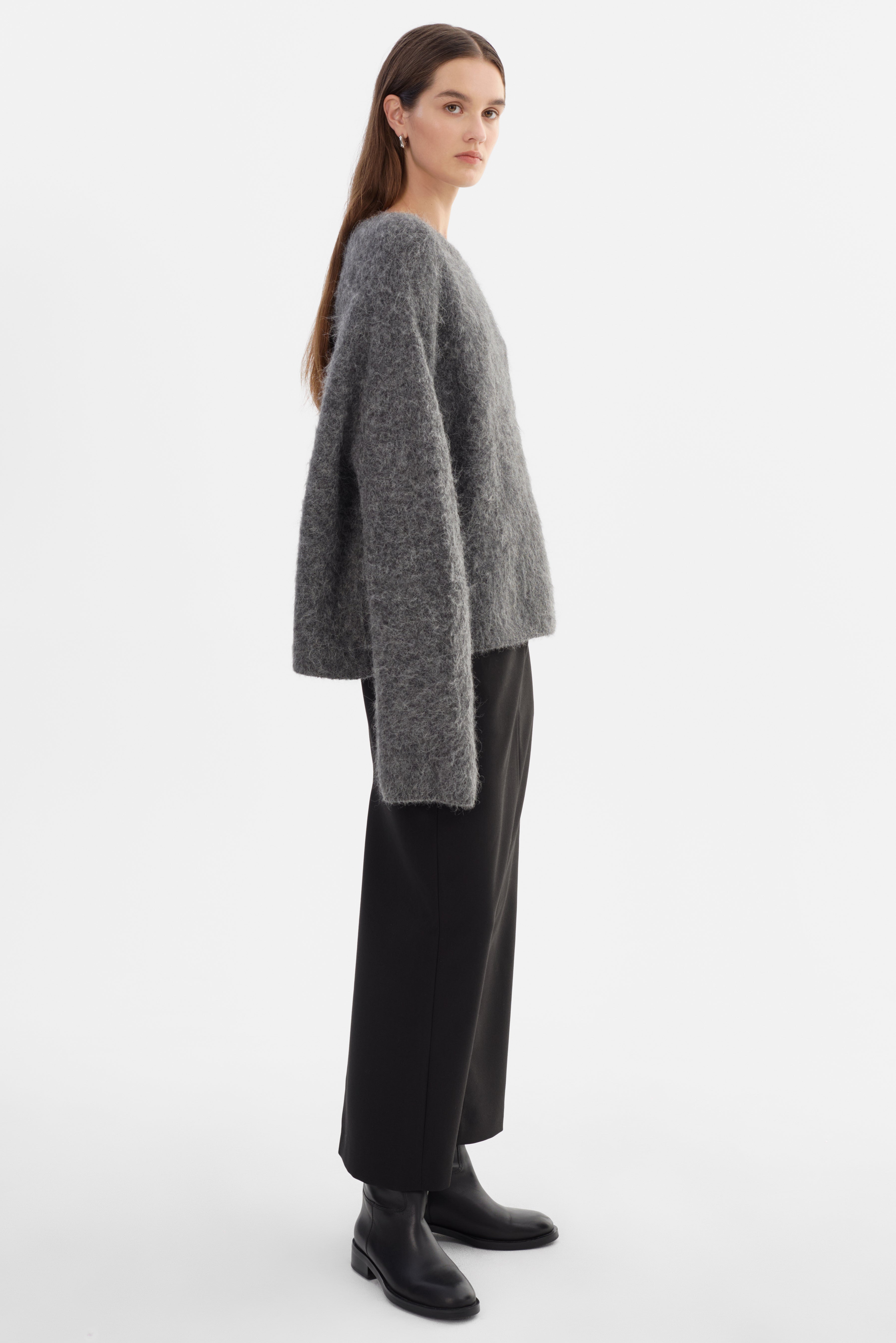 VERA | Boxy Wool Sweater