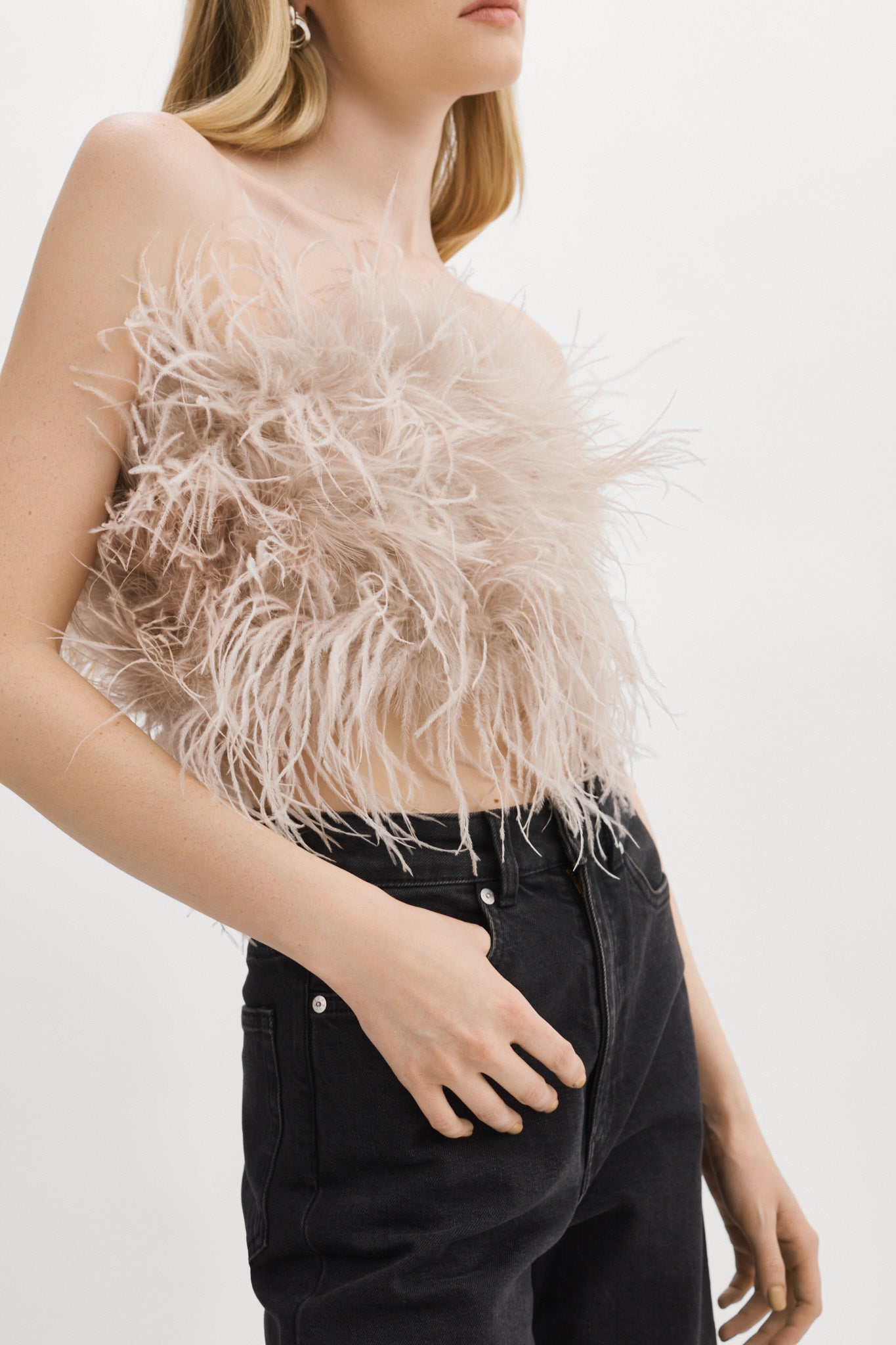 ZAINA | Bustier de plumes