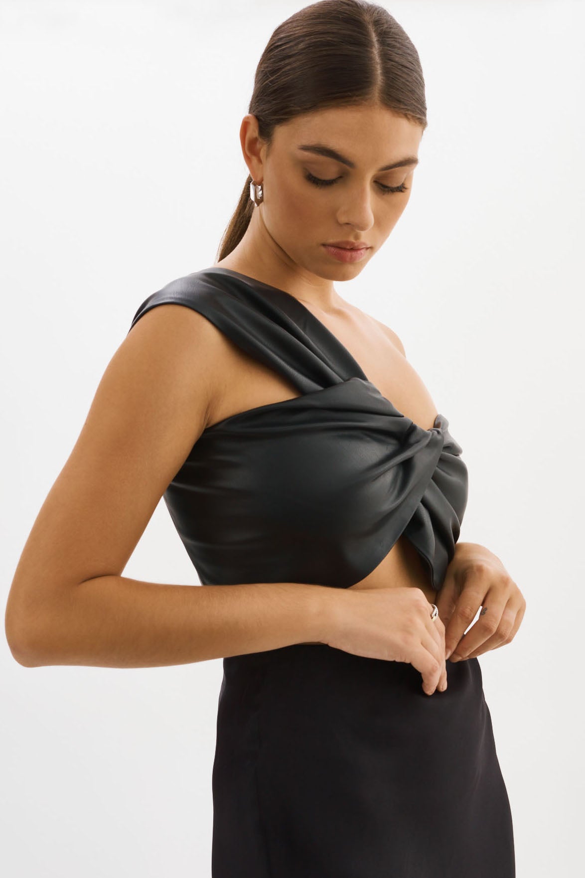 JOLIE | Faux Leather One Shoulder Top – LAMARQUE