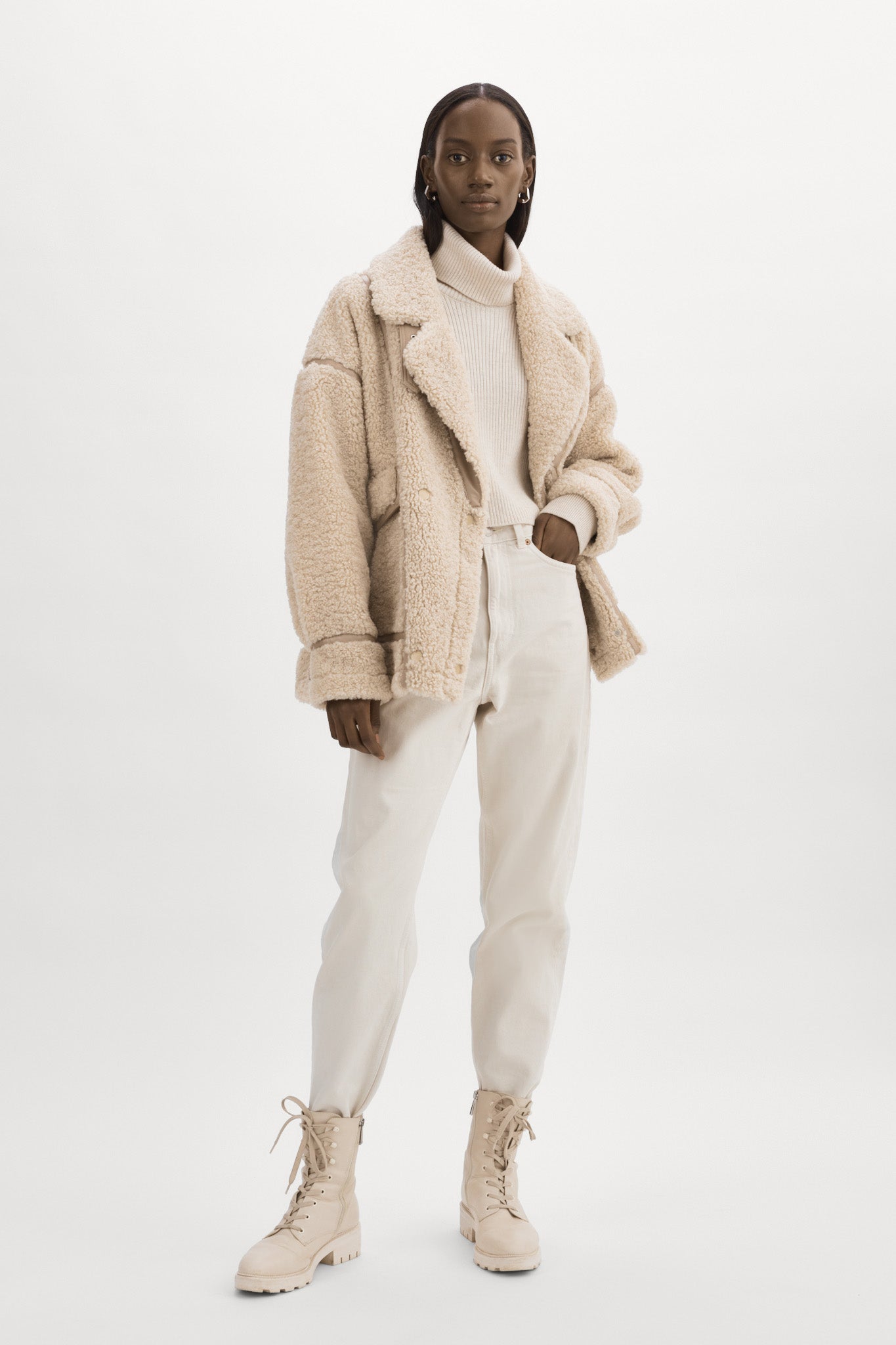 BADU | Oversized Faux Shearling Jacket – LAMARQUE