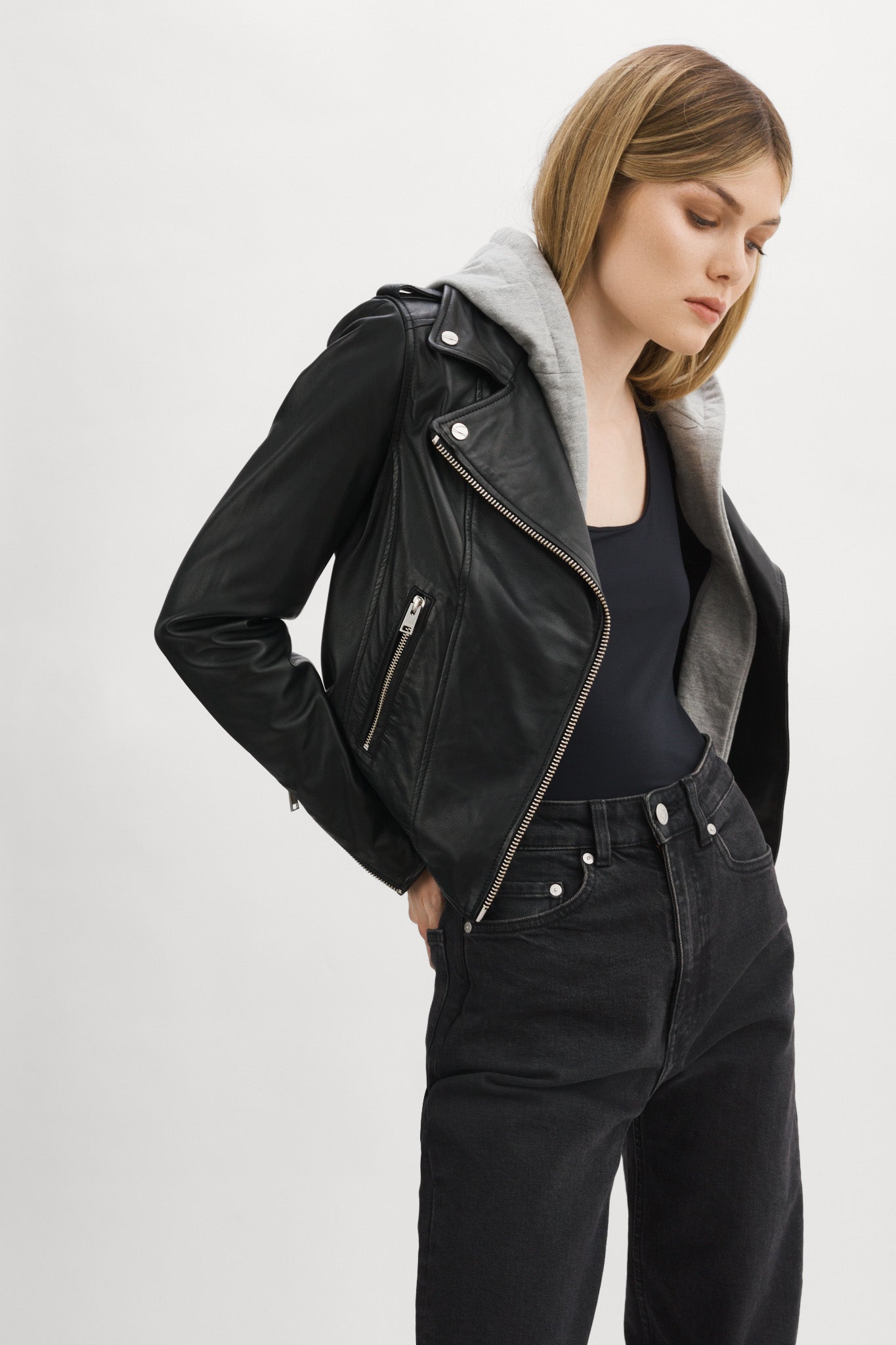 HOLY | Veste moto en cuir avec capuchon amovible