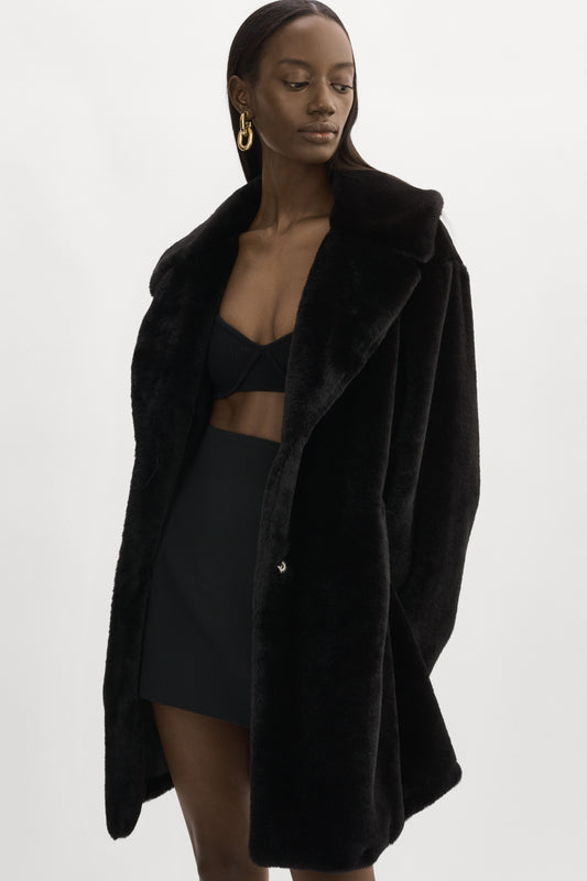 LINNEA | Manteau en fausse fourrure