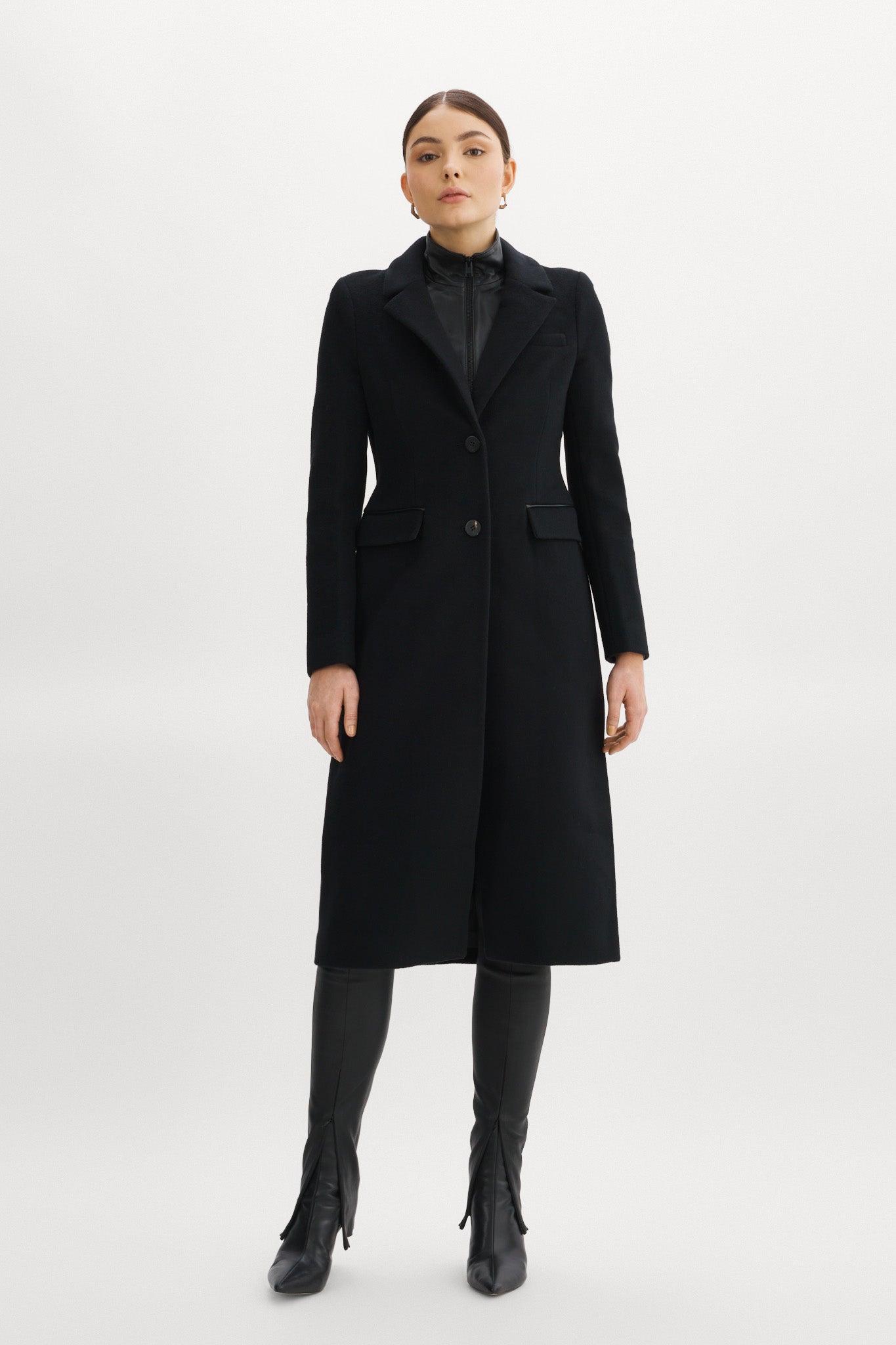 MALVA | Manteau de laine coupe sablier avec faux-col en cuir noir