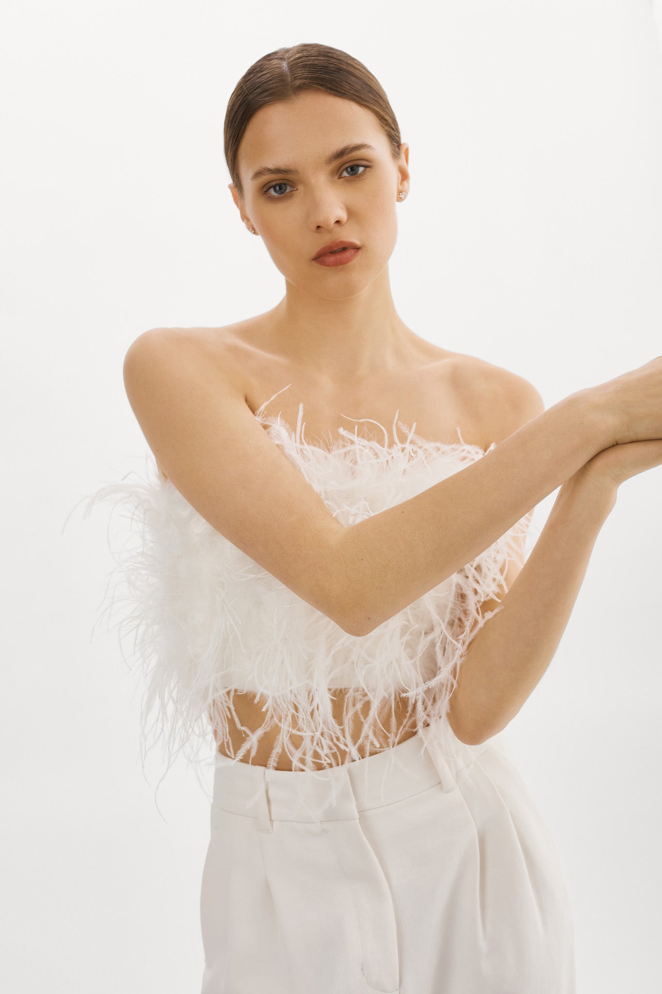 ZAINA | Bustier de plumes
