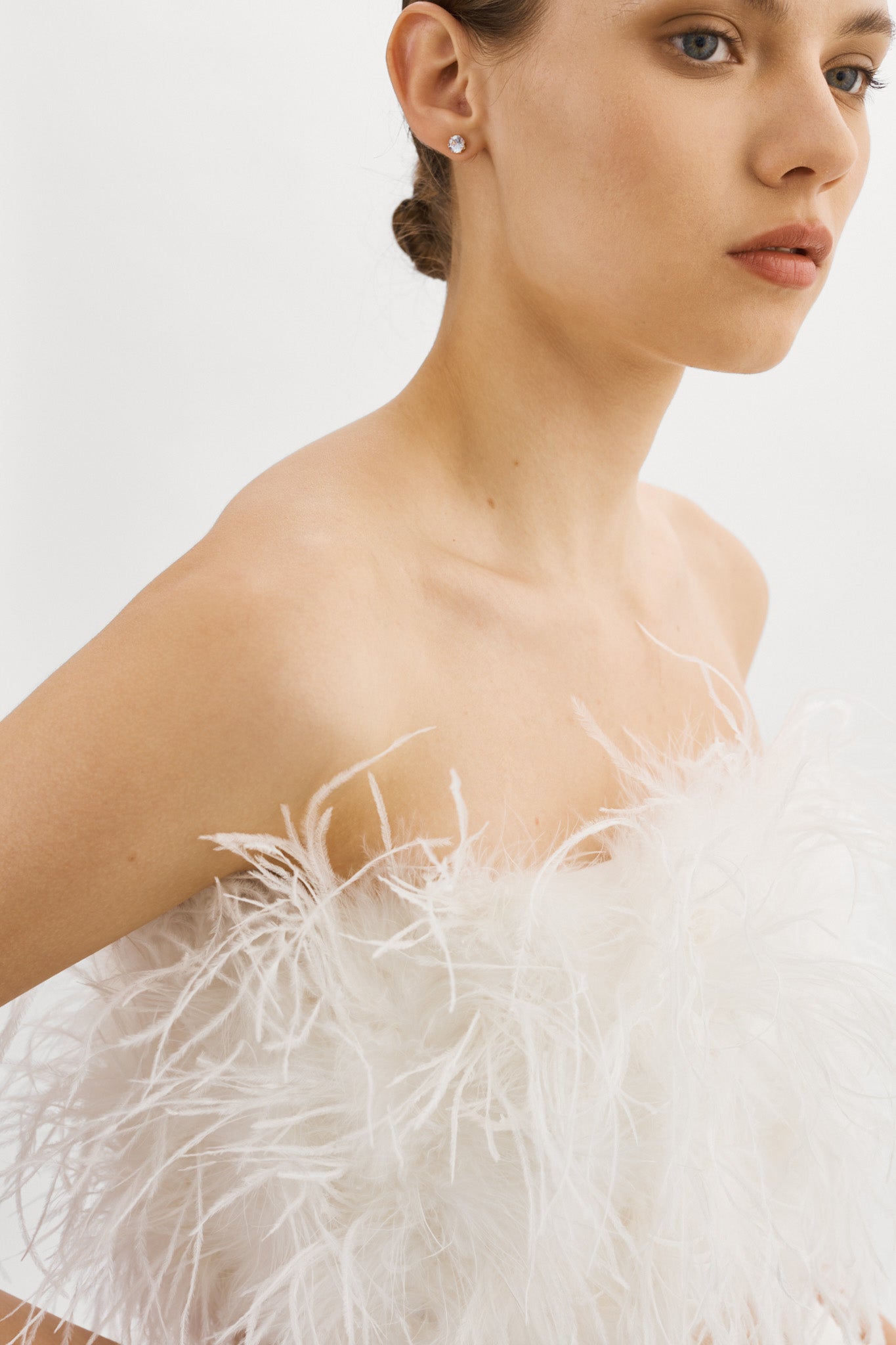 ZAINA | Bustier de plumes