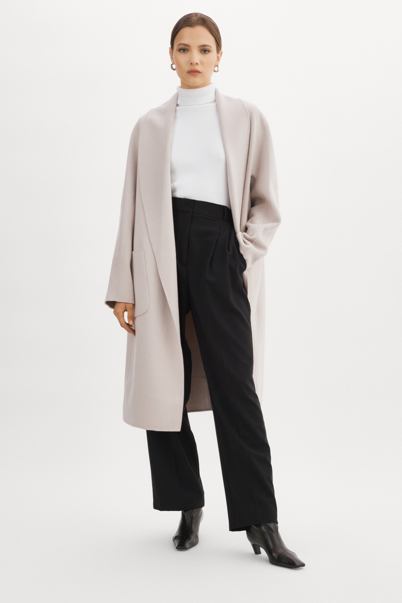 THARA Manteau en laine à col châle