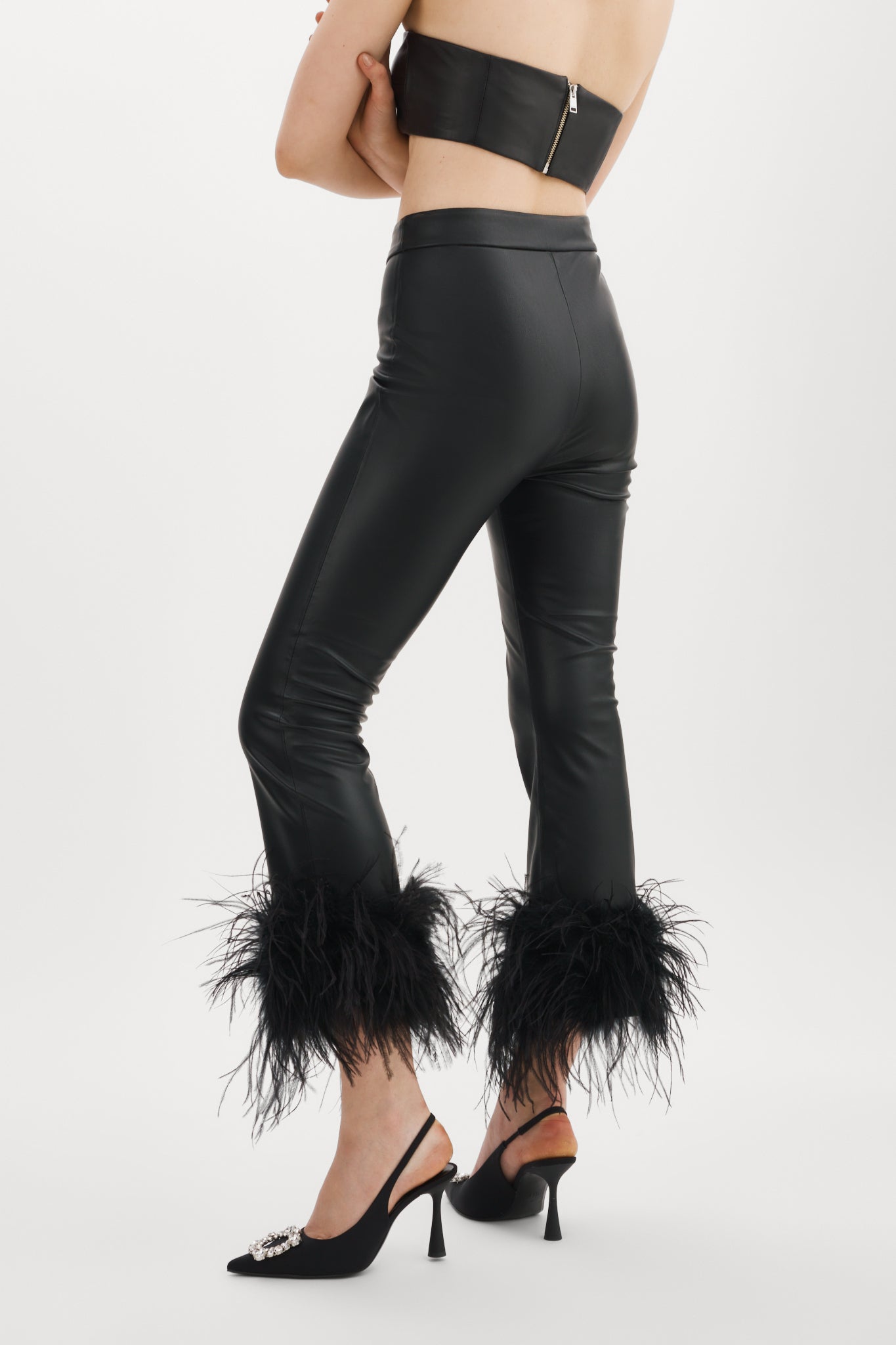 PAGETTA | Pantalon court avec bordure en plumes 