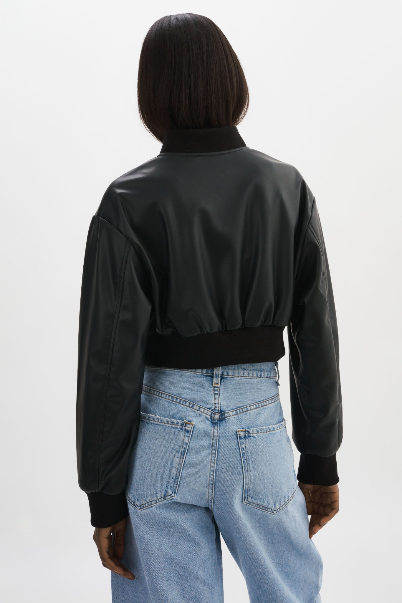 Evelin | Faux Leather Cropped Bomber – LAMARQUE