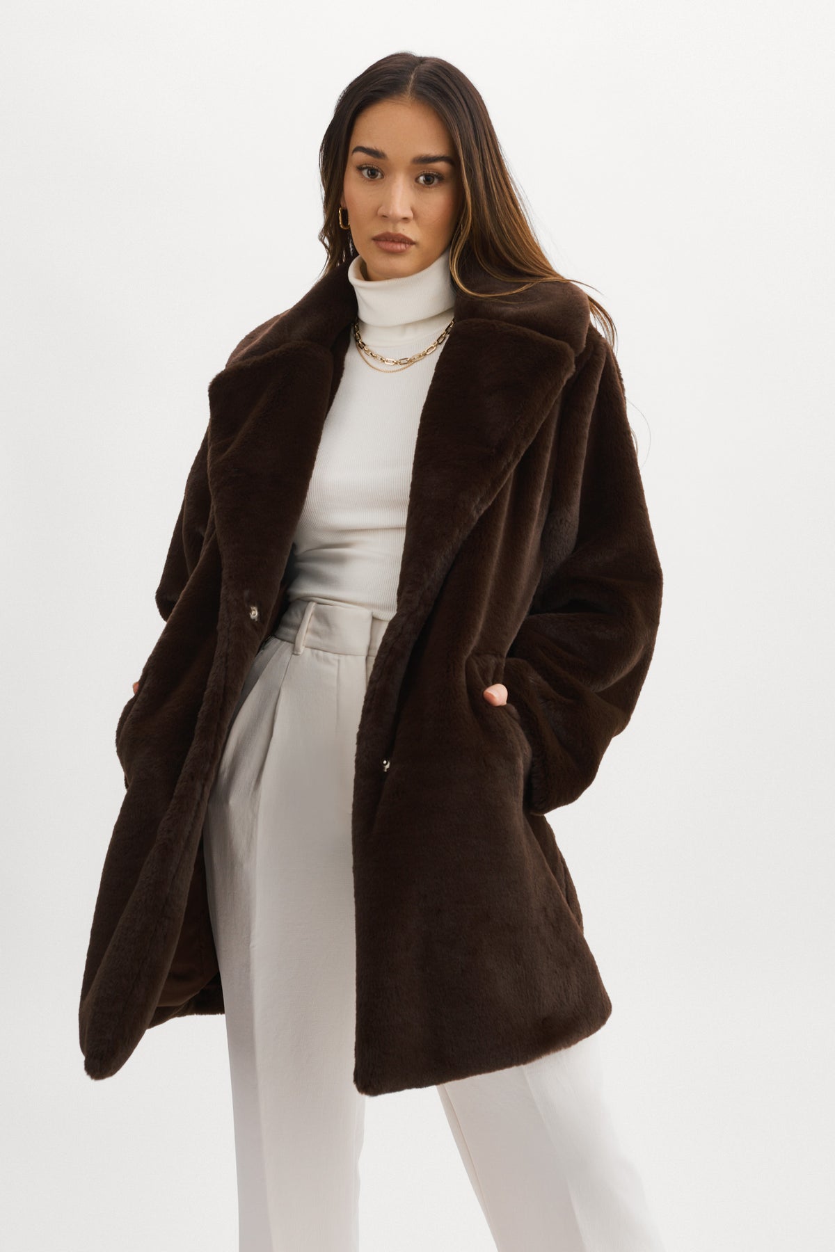 LINNEA | Manteau en fausse fourrure